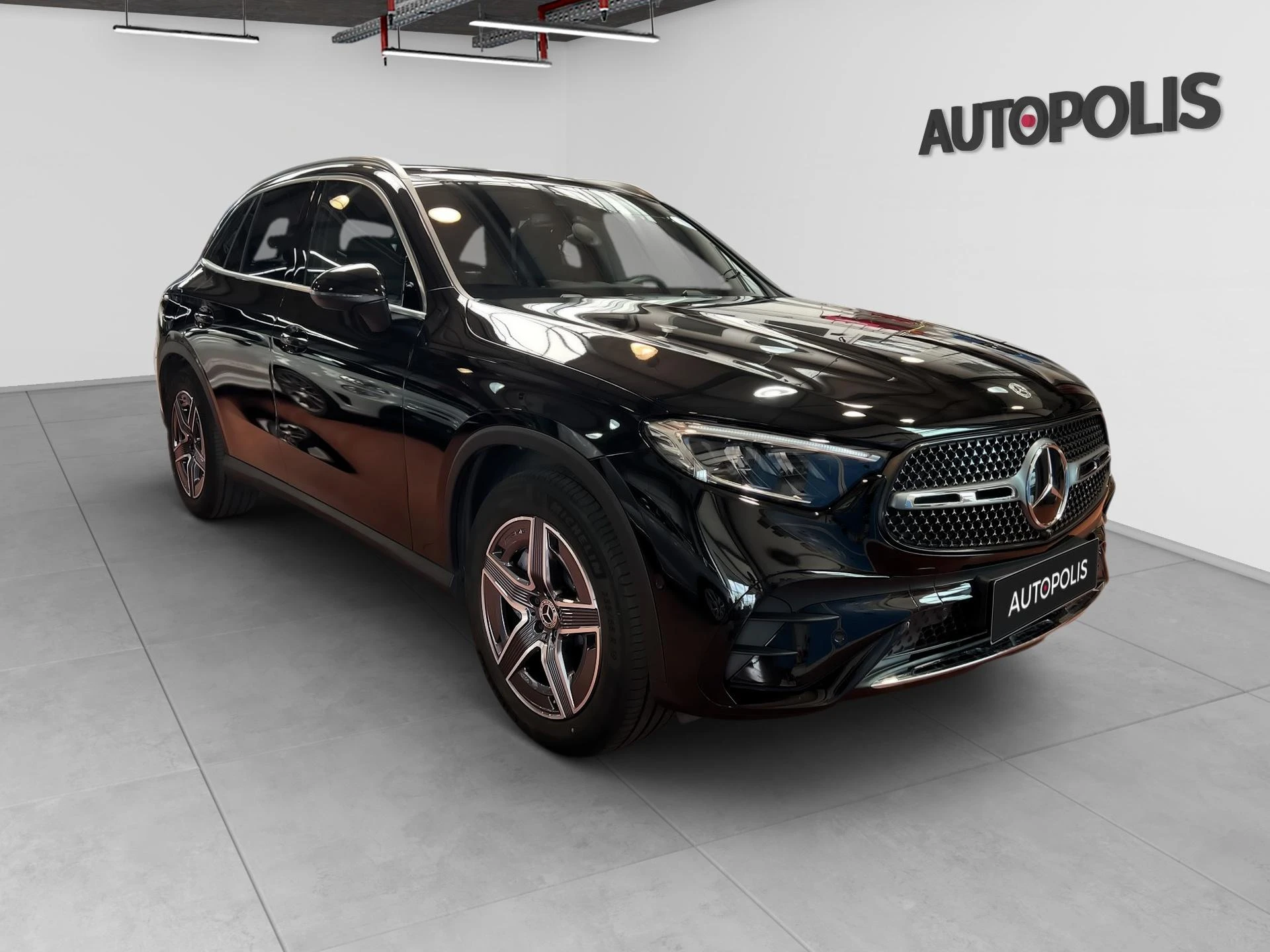 Mercedes-Benz-GLC-image-16