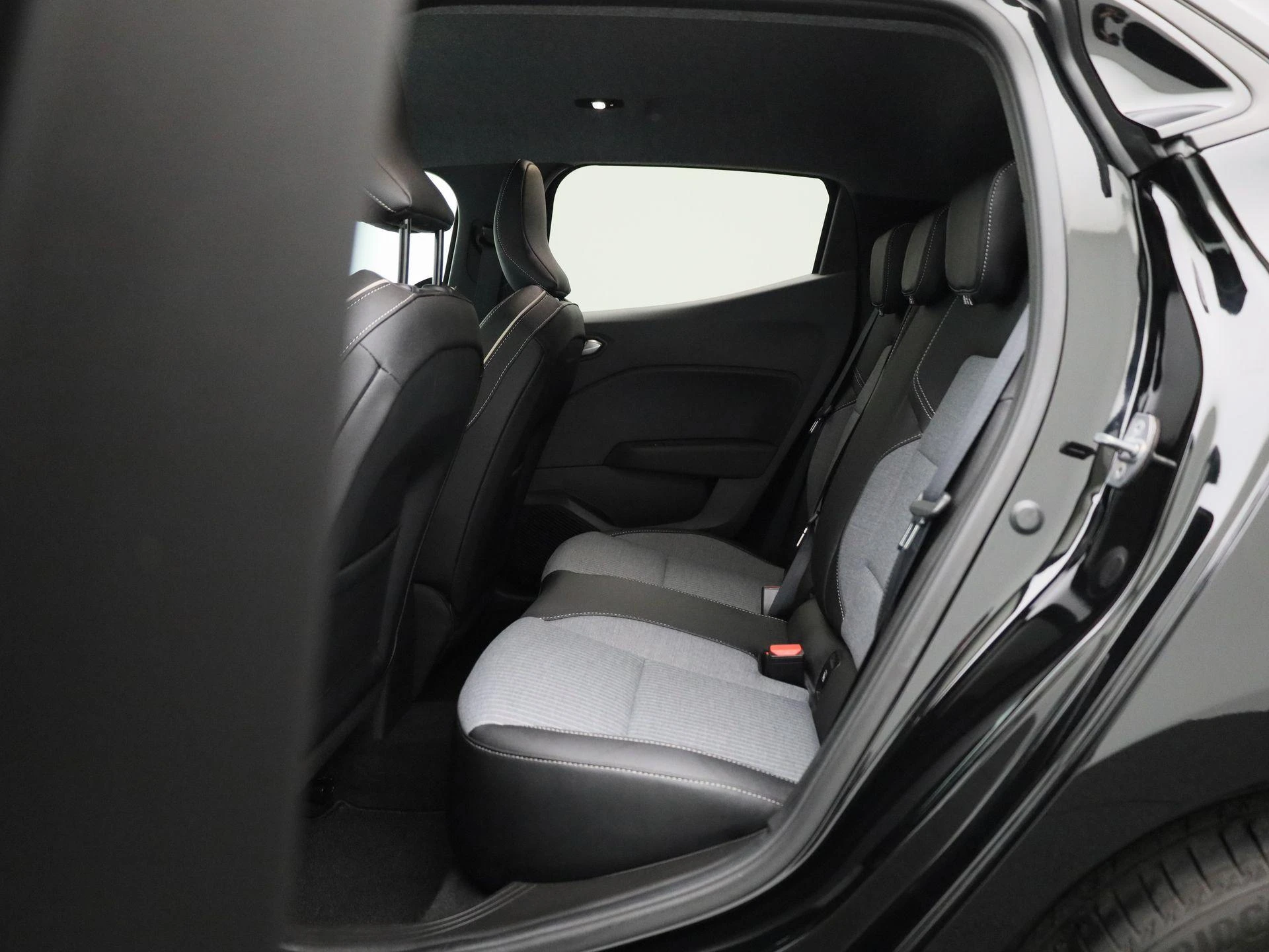 Renault Clio - 12