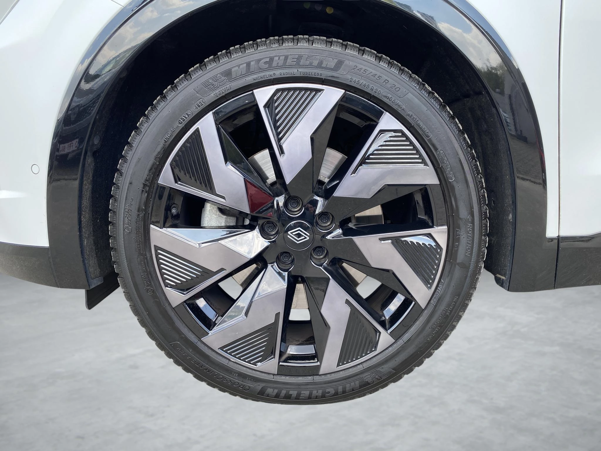 Renault Rafale hyper hybrid E-Tech 4x4 Esprit Alpine