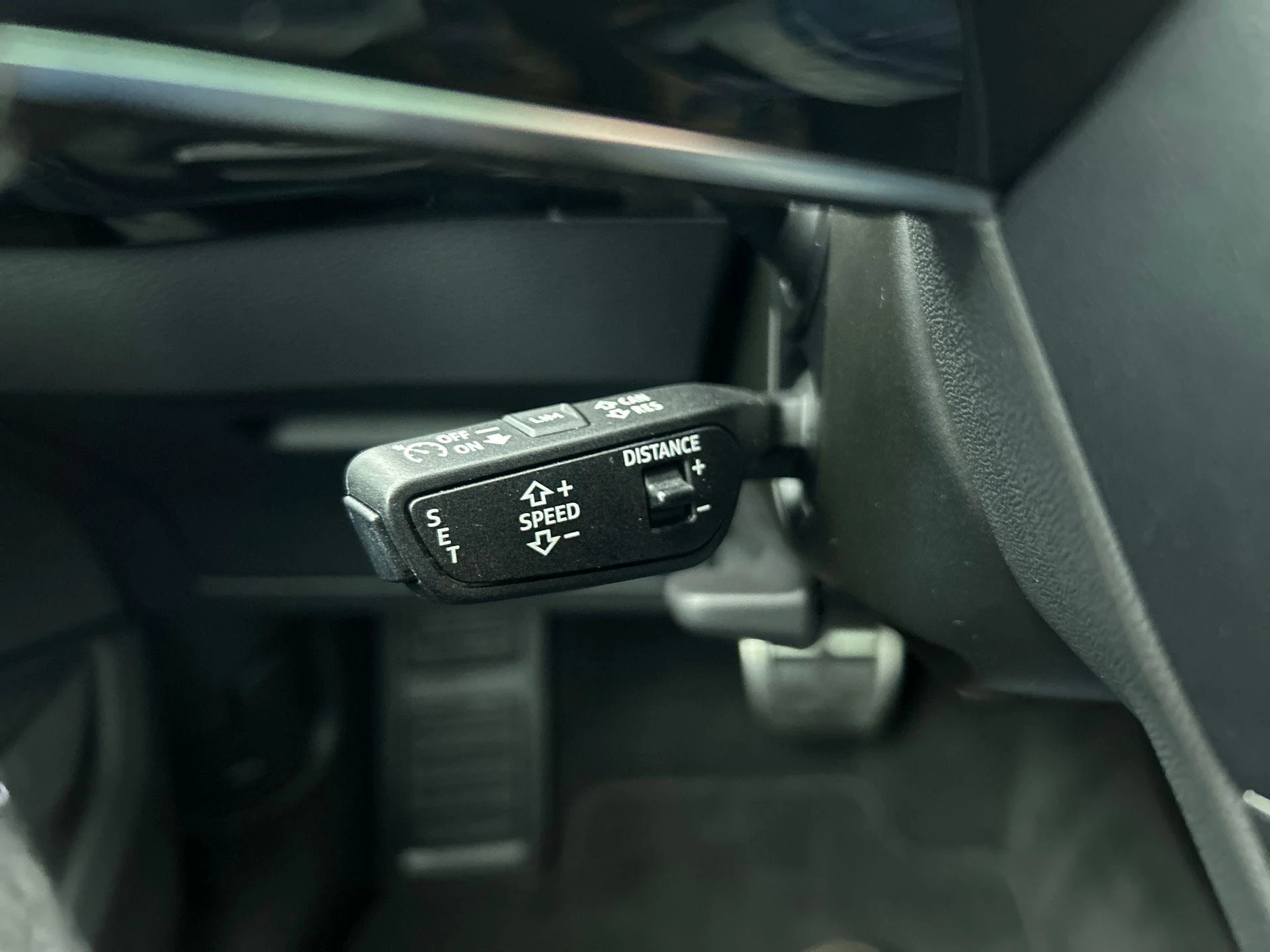 Audi-Q8 e-tron-image-9