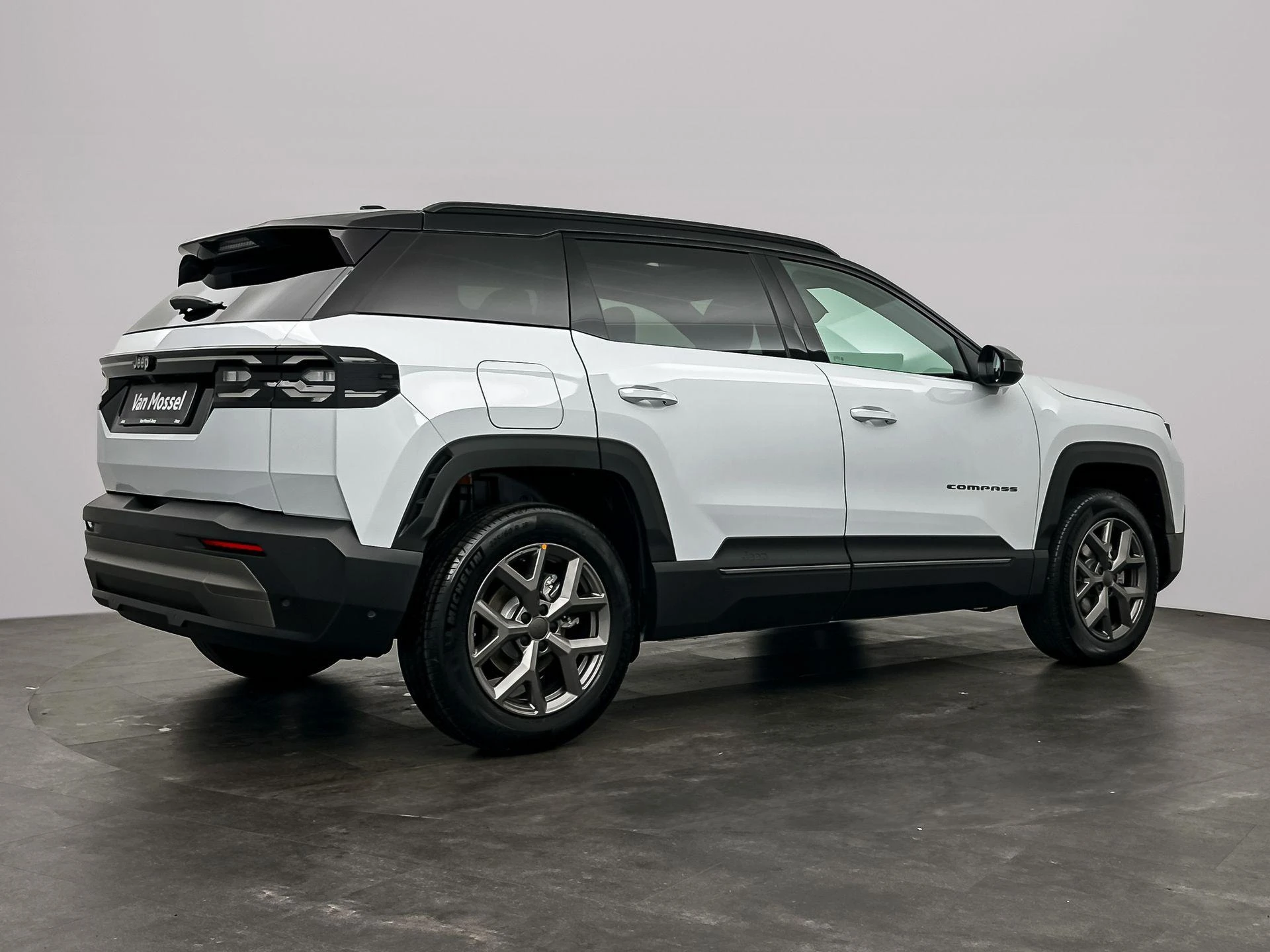 Jeep-Compass-image-1