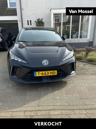MG MG4 Luxury 64 kWh