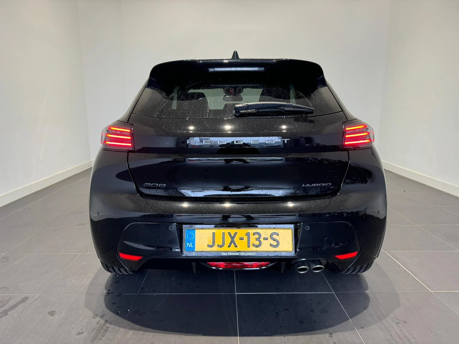 Peugeot-208-image-3