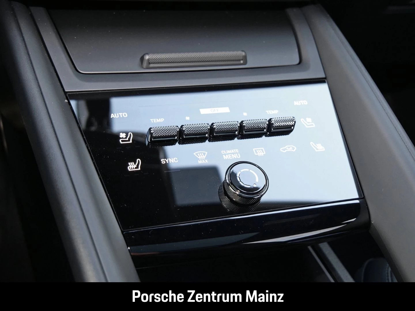 Porsche Macan 4 Surround-View Luftfederung Sitzbelüftung -