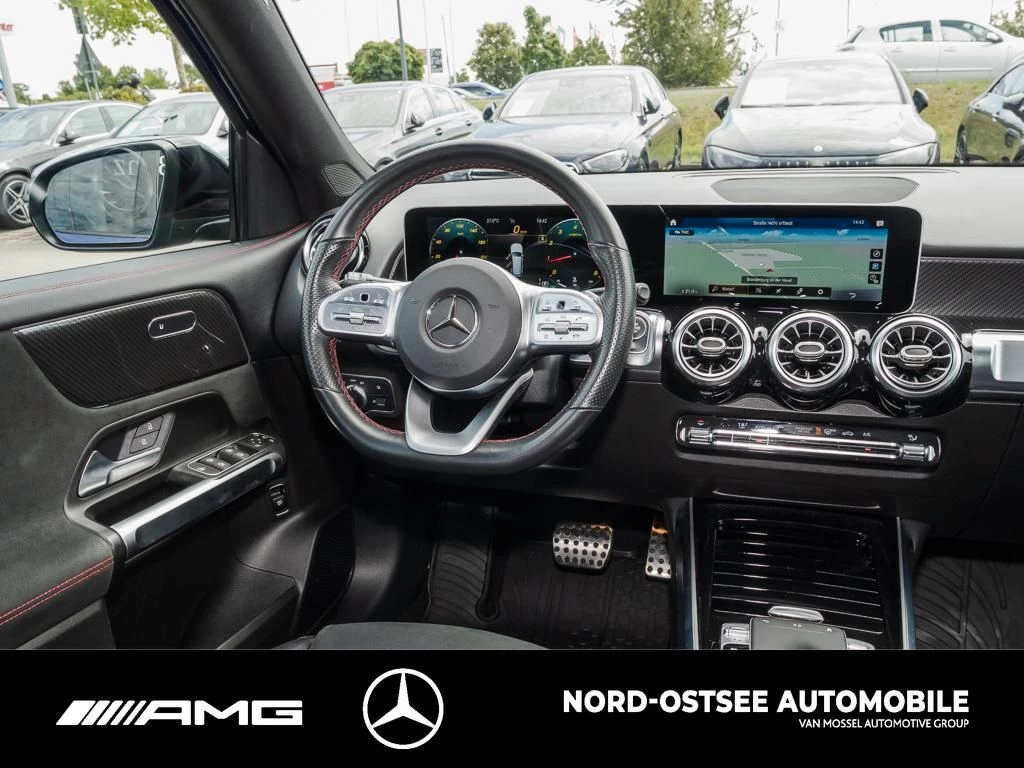 Mercedes-Benz GLB 200 AMG NIGHT KAMERA NAVI PREM. MULTIBEAM AMG Line