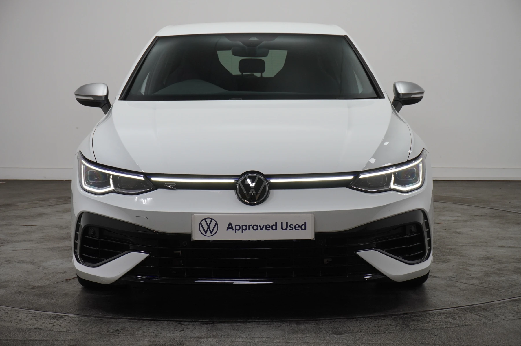 Volkswagen-Golf-image-6
