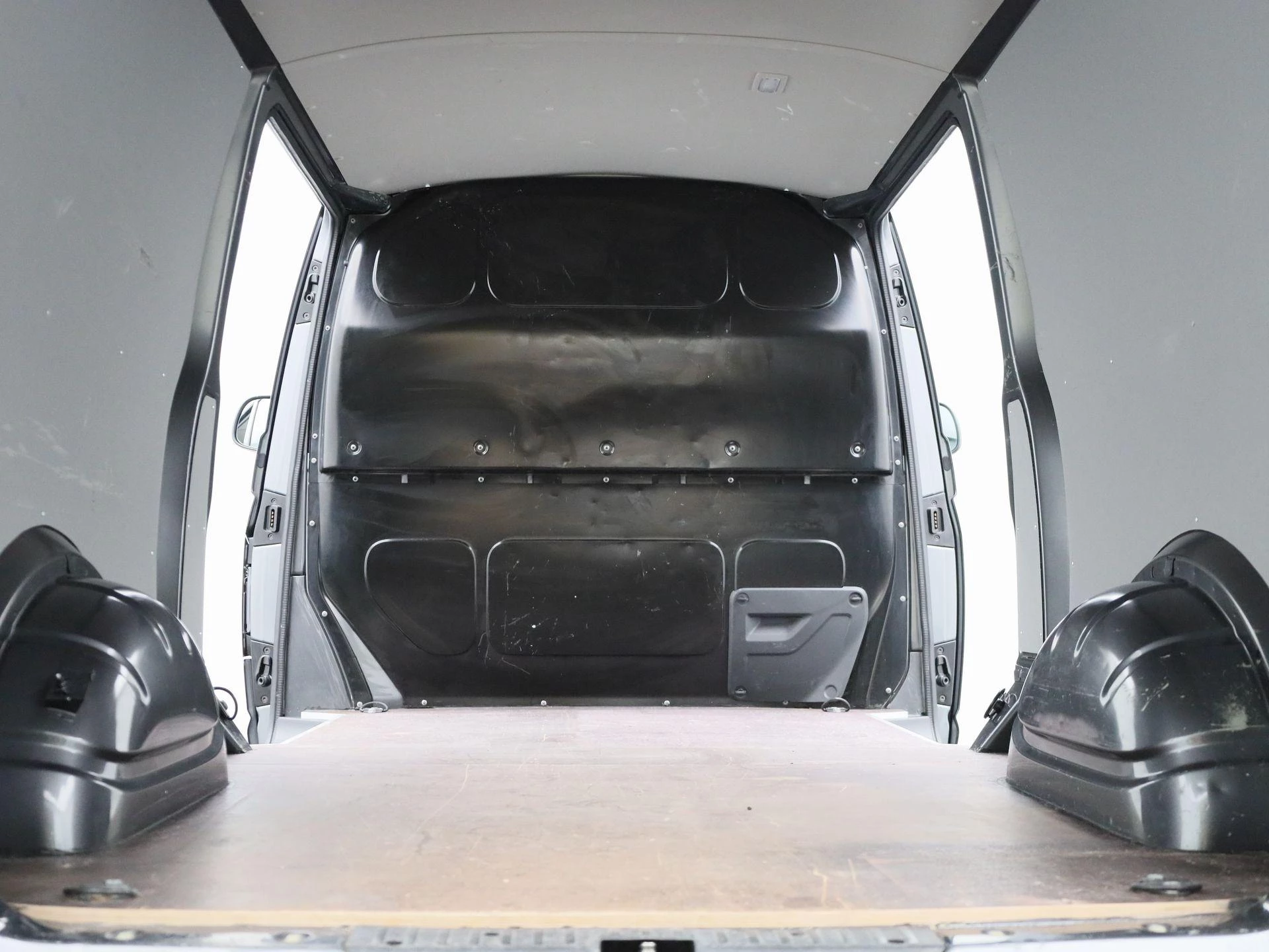 Volkswagen Transporter 2.0 TDI L2H1 204PK