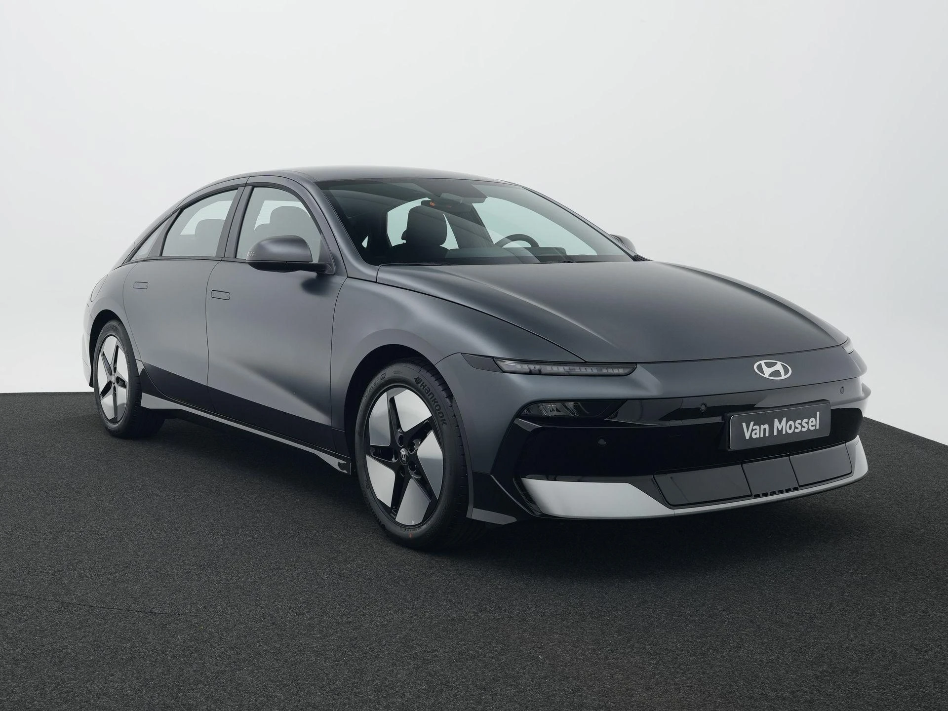 Hyundai-IONIQ 6-image-13