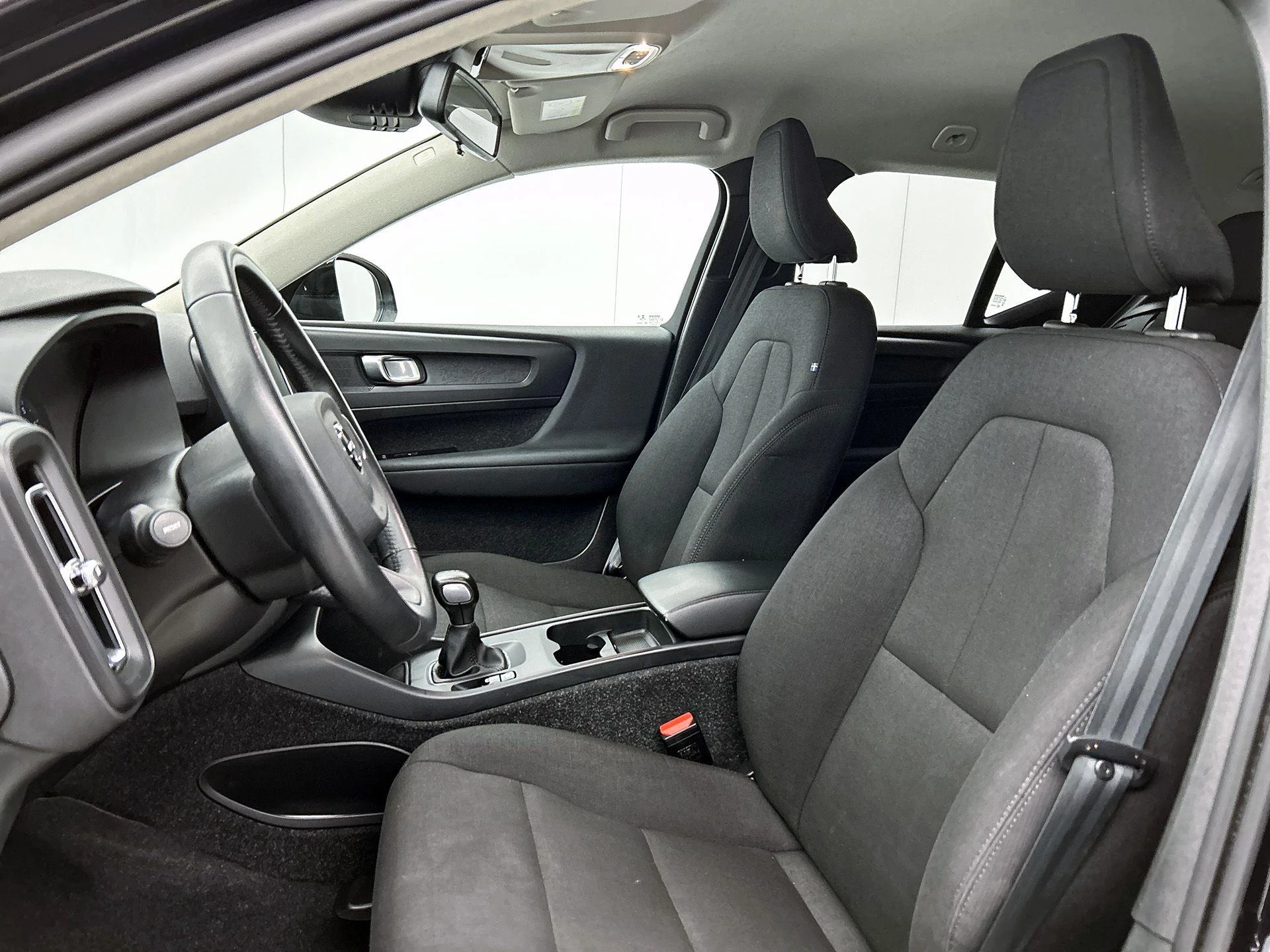Volvo-XC40-image-30