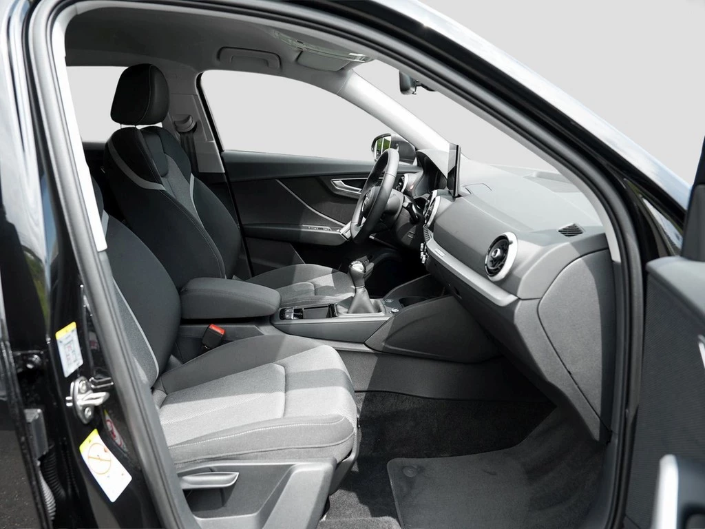 Audi Q2 30 TFSI advanced Kamera AHK GRA GWF