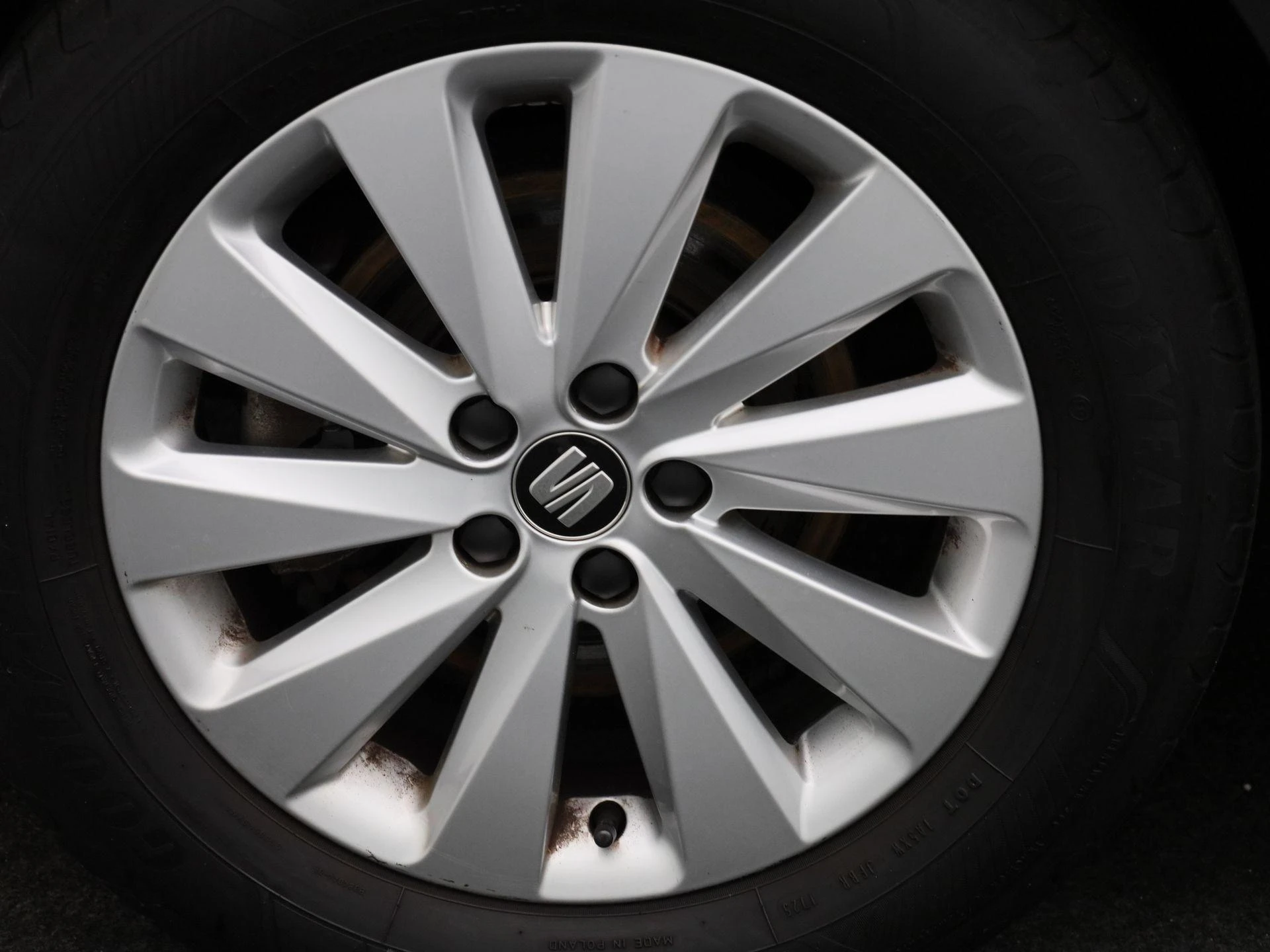 SEAT-Arona-image-11