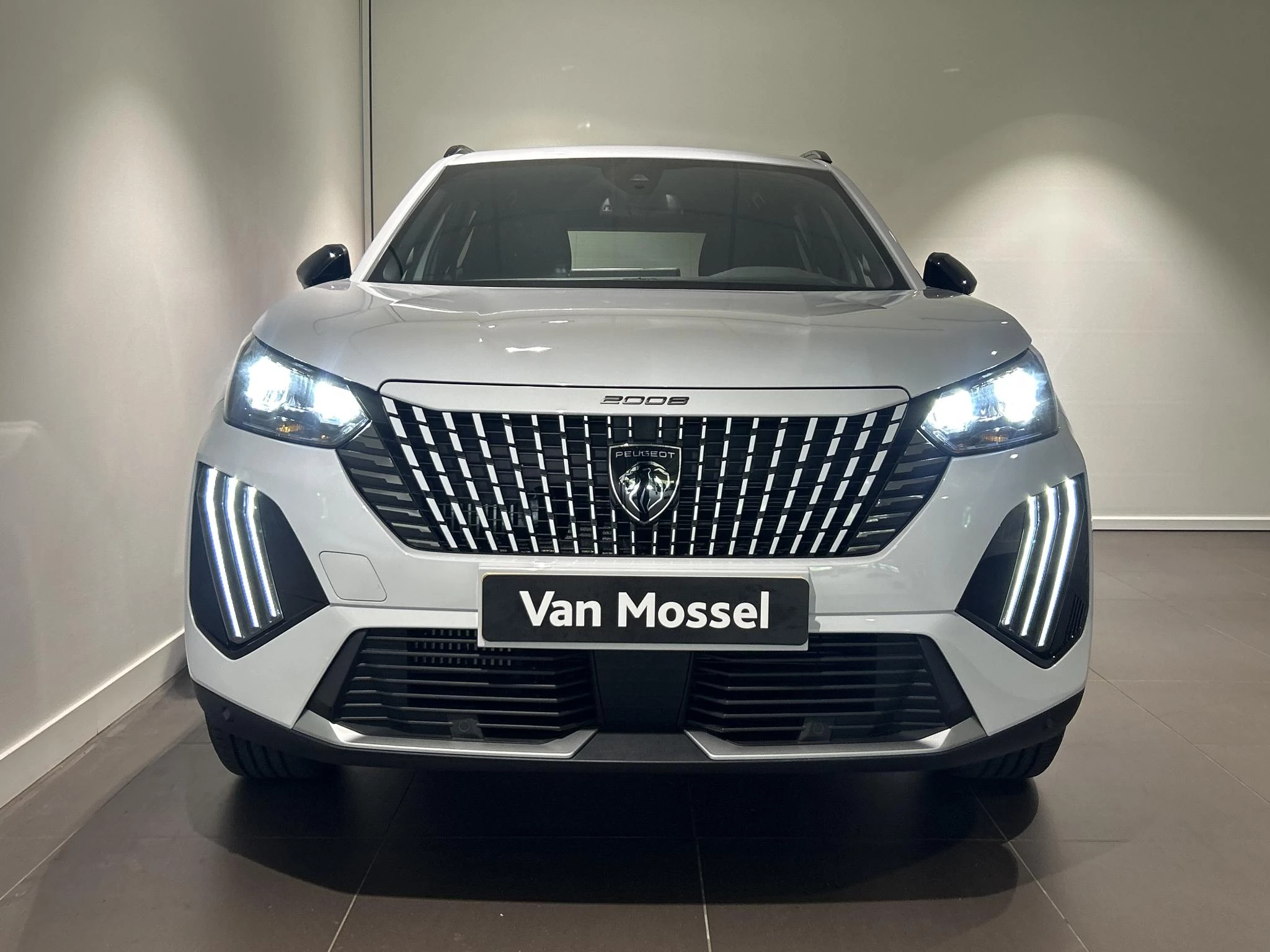 Peugeot 2008 1.2 Hybrid 145 Allure