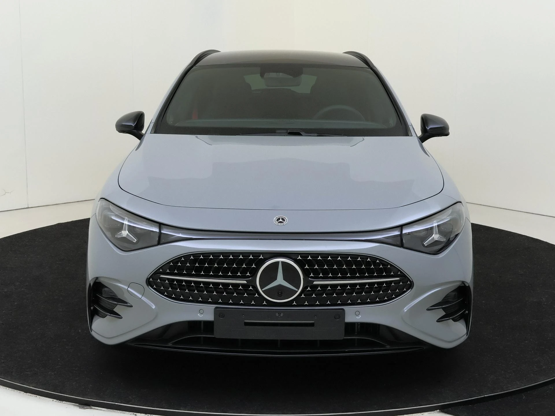 Mercedes-Benz-CLA-image-5