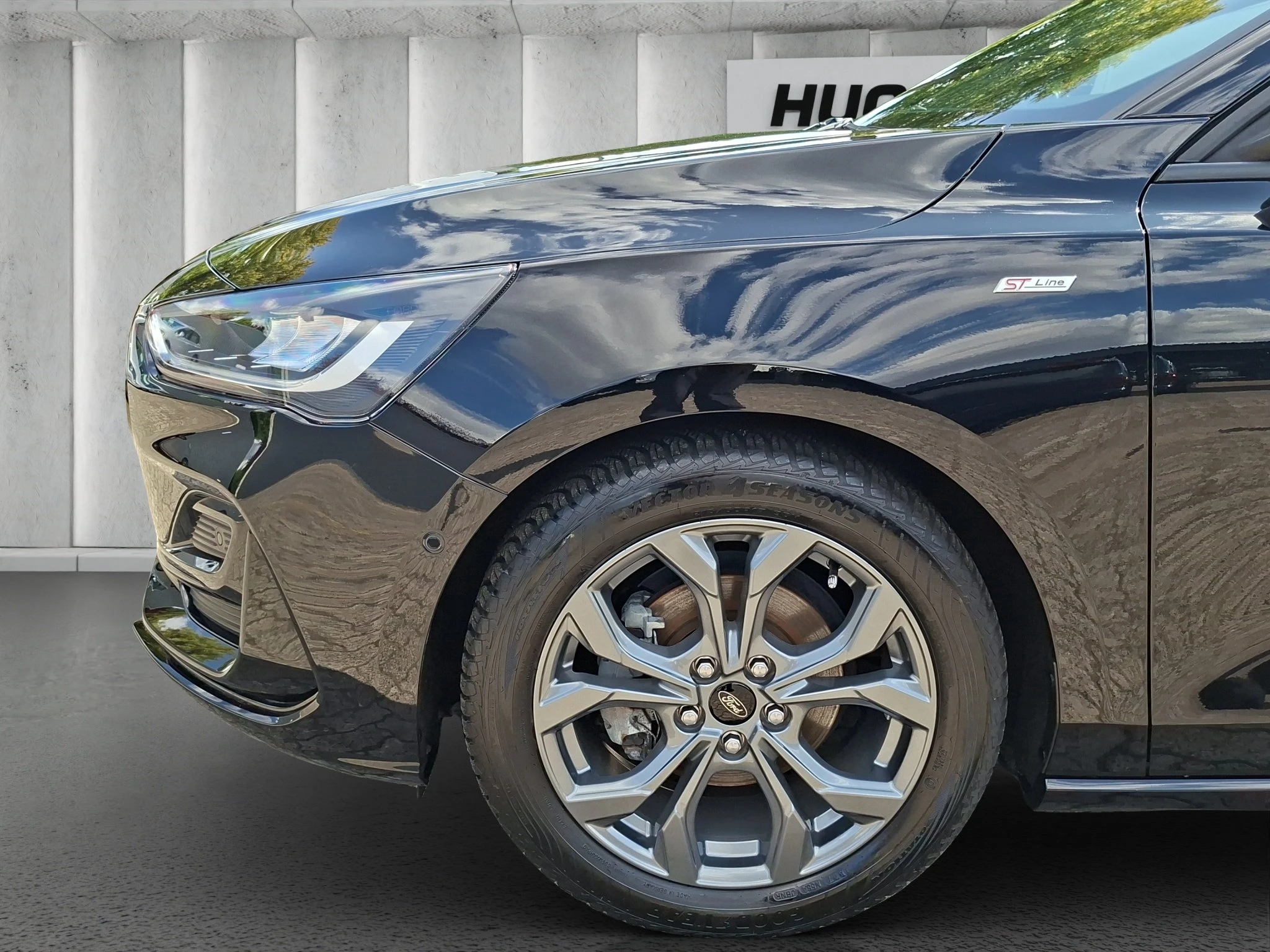 Ford Focus ST-Line X Turnier 1.0 EB MHEV LED | AHK | ACC | GJR | RFK | SHZ | LMF