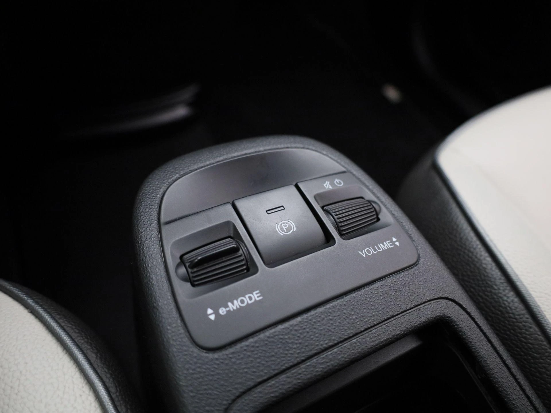 Fiat-500e-image-23