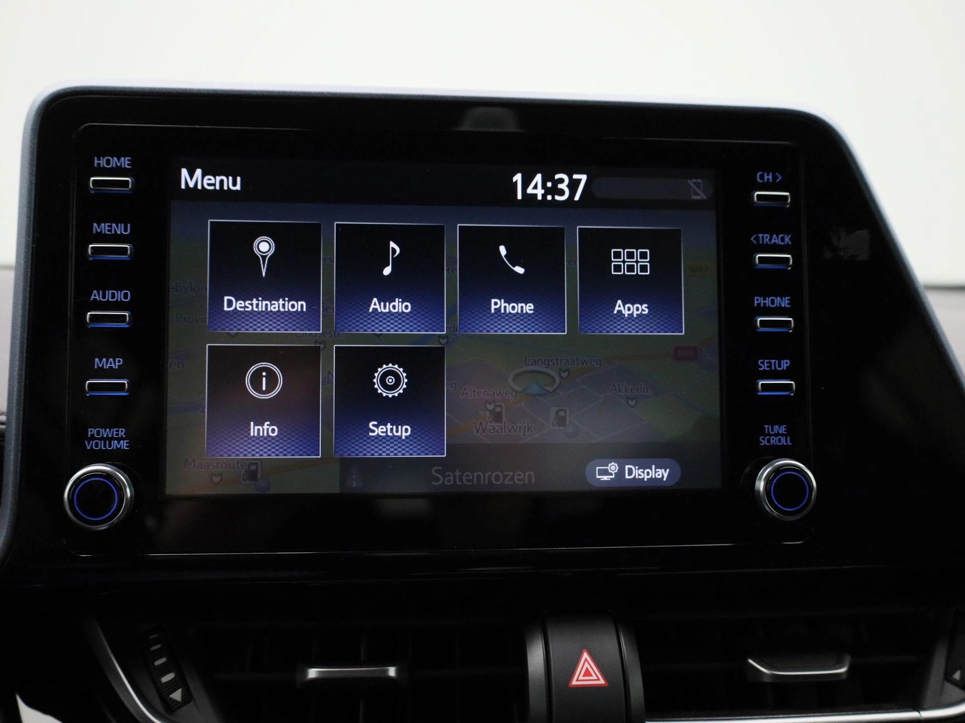 Toyota-C-HR-image-17