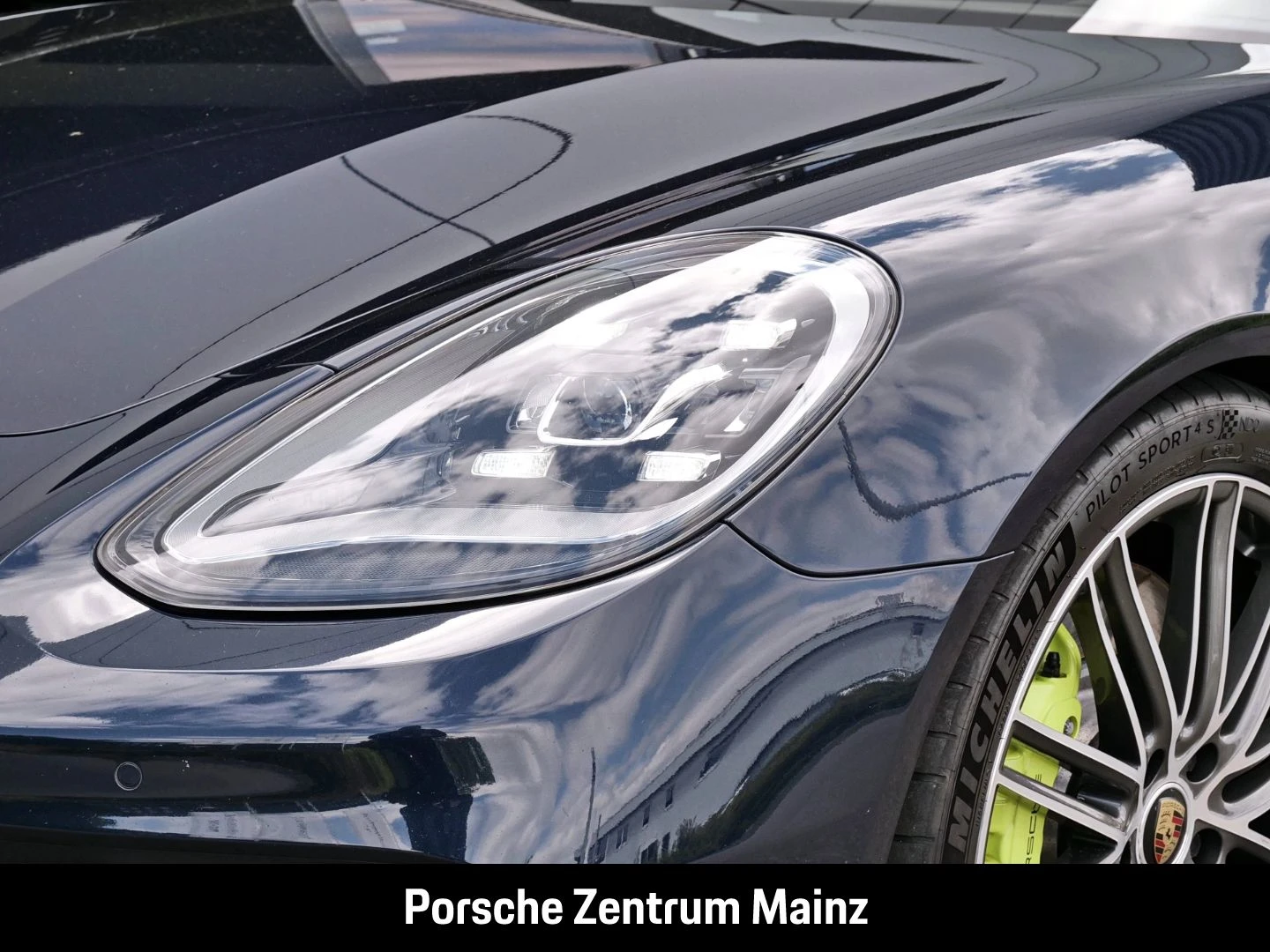 Porsche Panamera 4S E-Hybrid Sport Turismo Soft-Close -