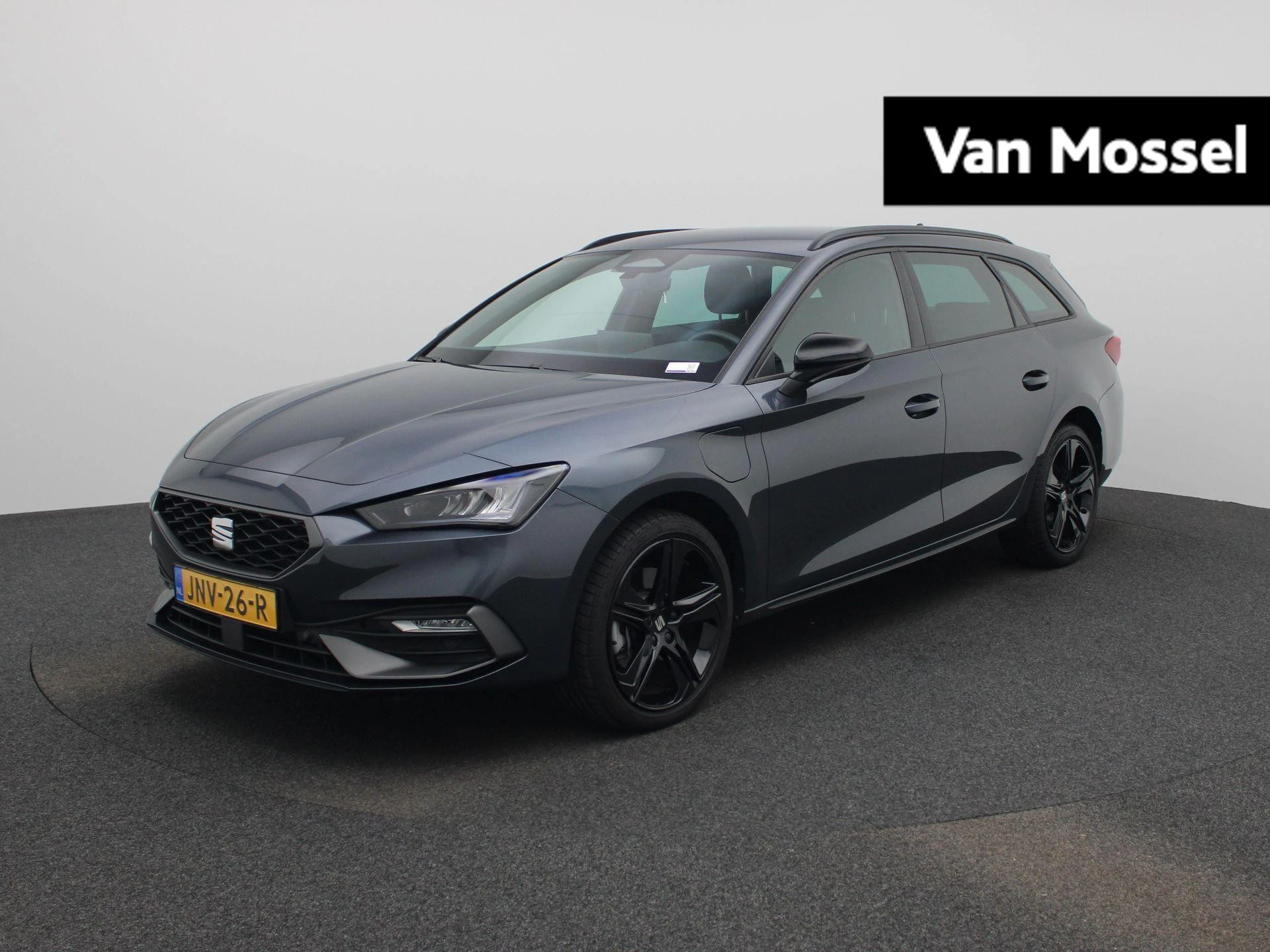 SEAT-Leon-image-0