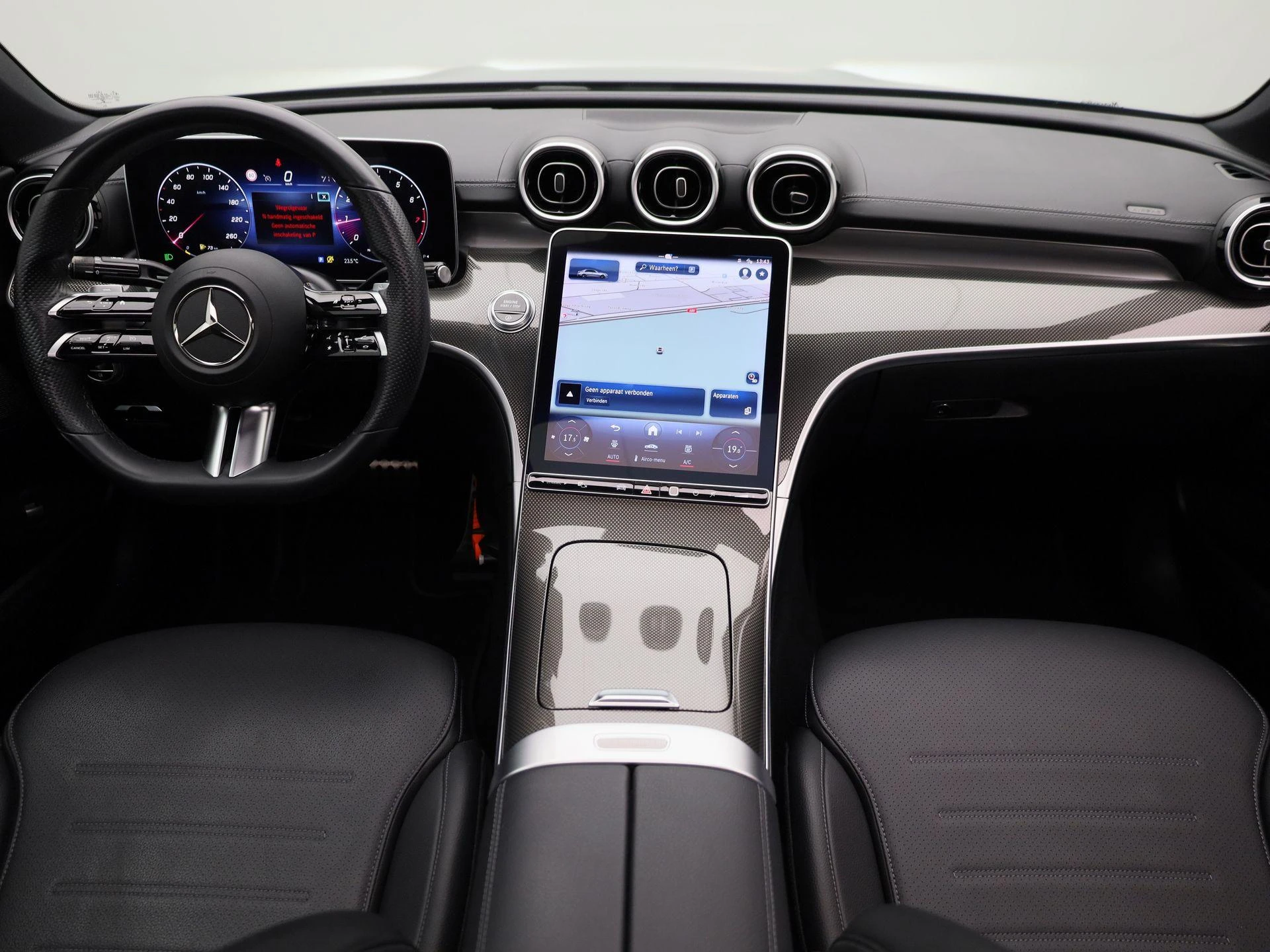 Mercedes-Benz-C-Klasse-image-9