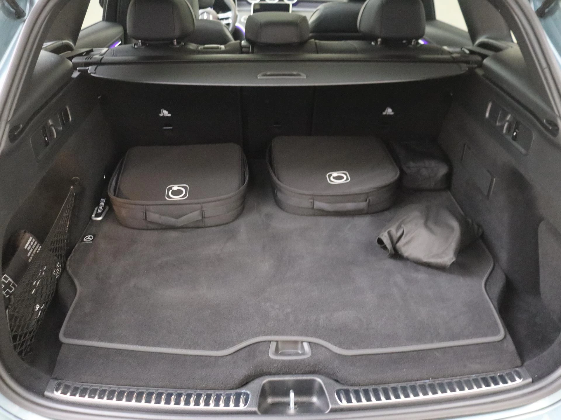 Mercedes-Benz-GLC-image-29
