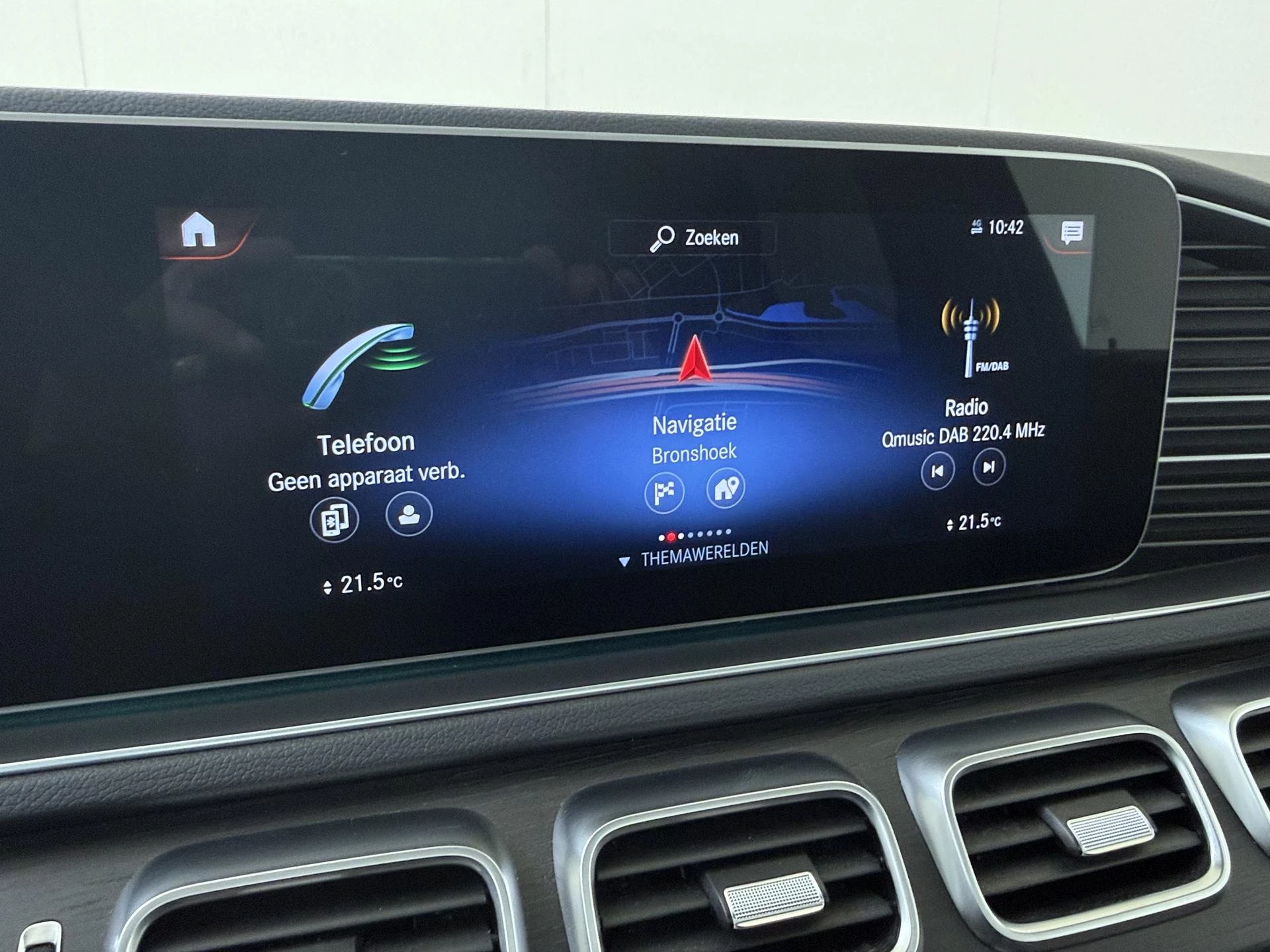 Mercedes-Benz-GLE-image-15