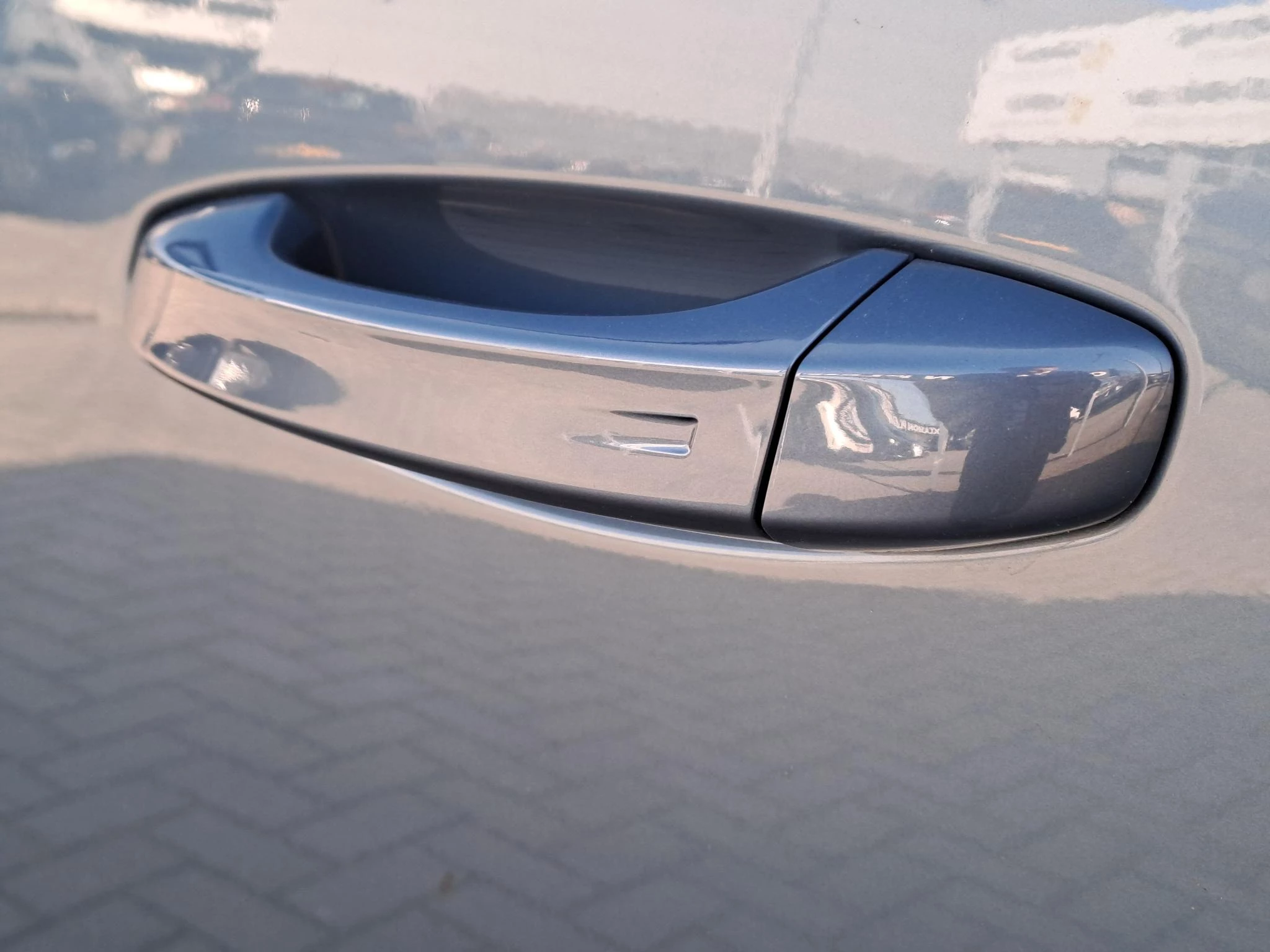 Peugeot-5008-image-8