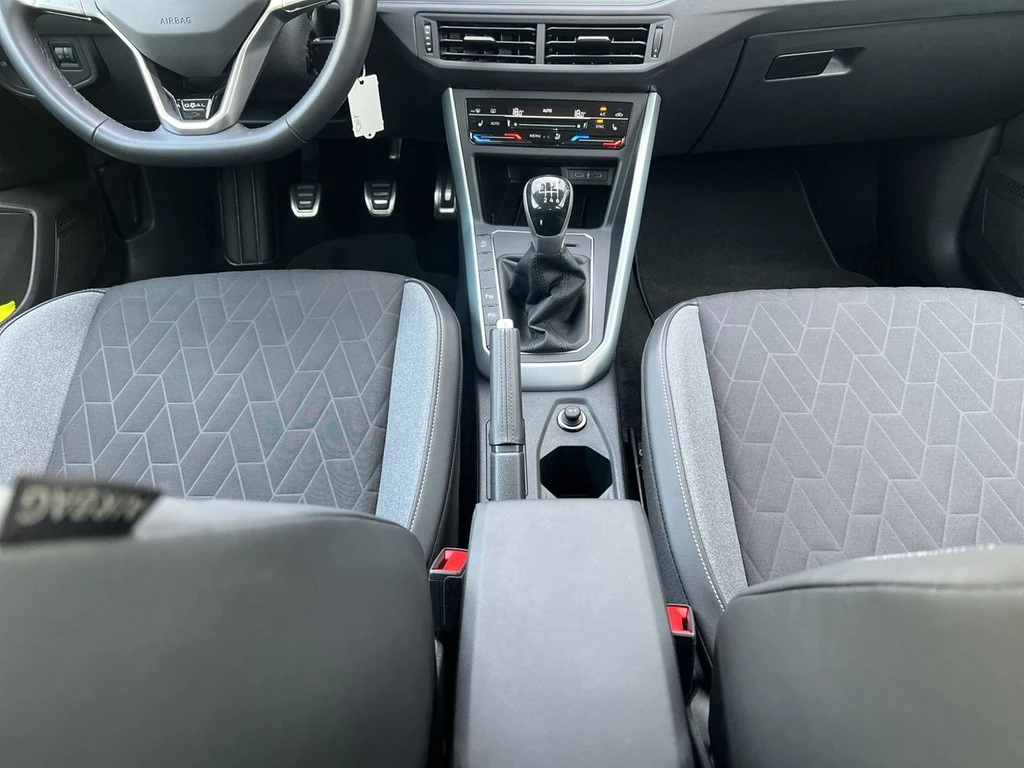 Volkswagen-Taigo-image-8