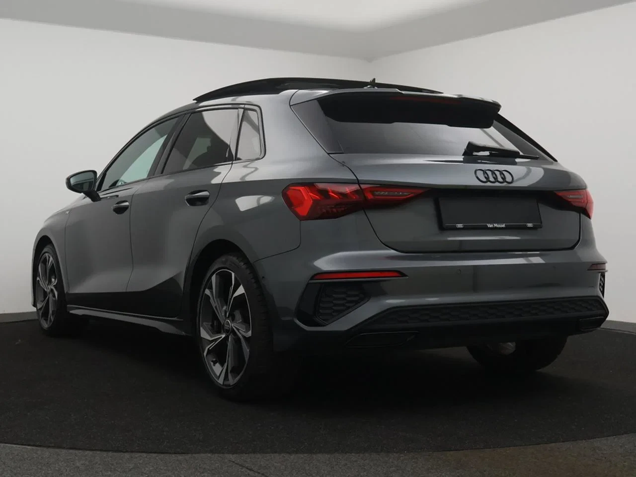 Audi A3 Sportback Audi A3 Sportback Sport Edition 3XS line 30TFSI 110PK *AUTOMAAT*PANODAK*LEDER*SPORTZETELS*PDC*ACC*NAVIAPP-CONNECT*...*