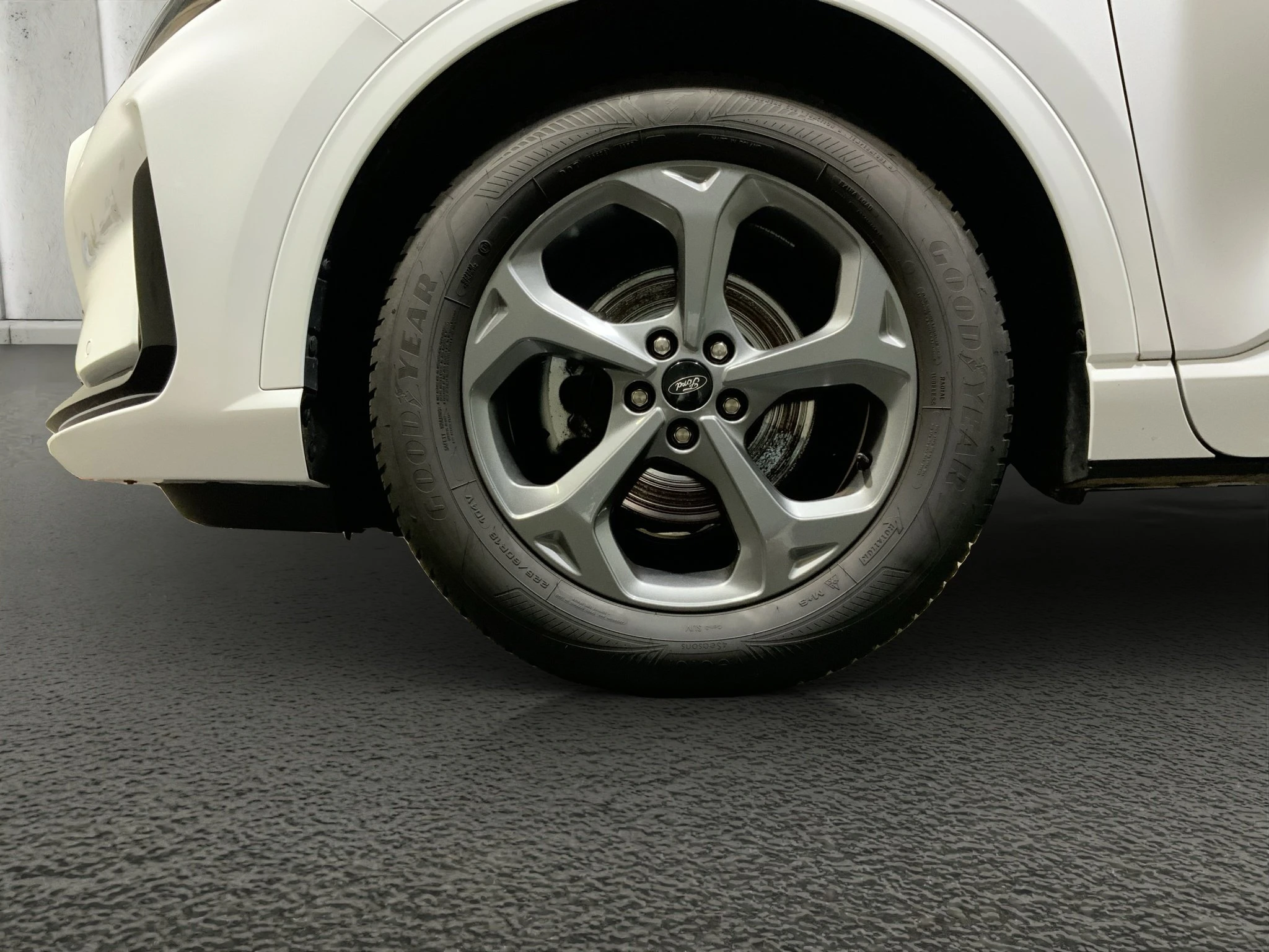 Ford Kuga ST-Line Aut.*KAM*LED-MATRIX*NAVI*GRA*WINTER-PKT.