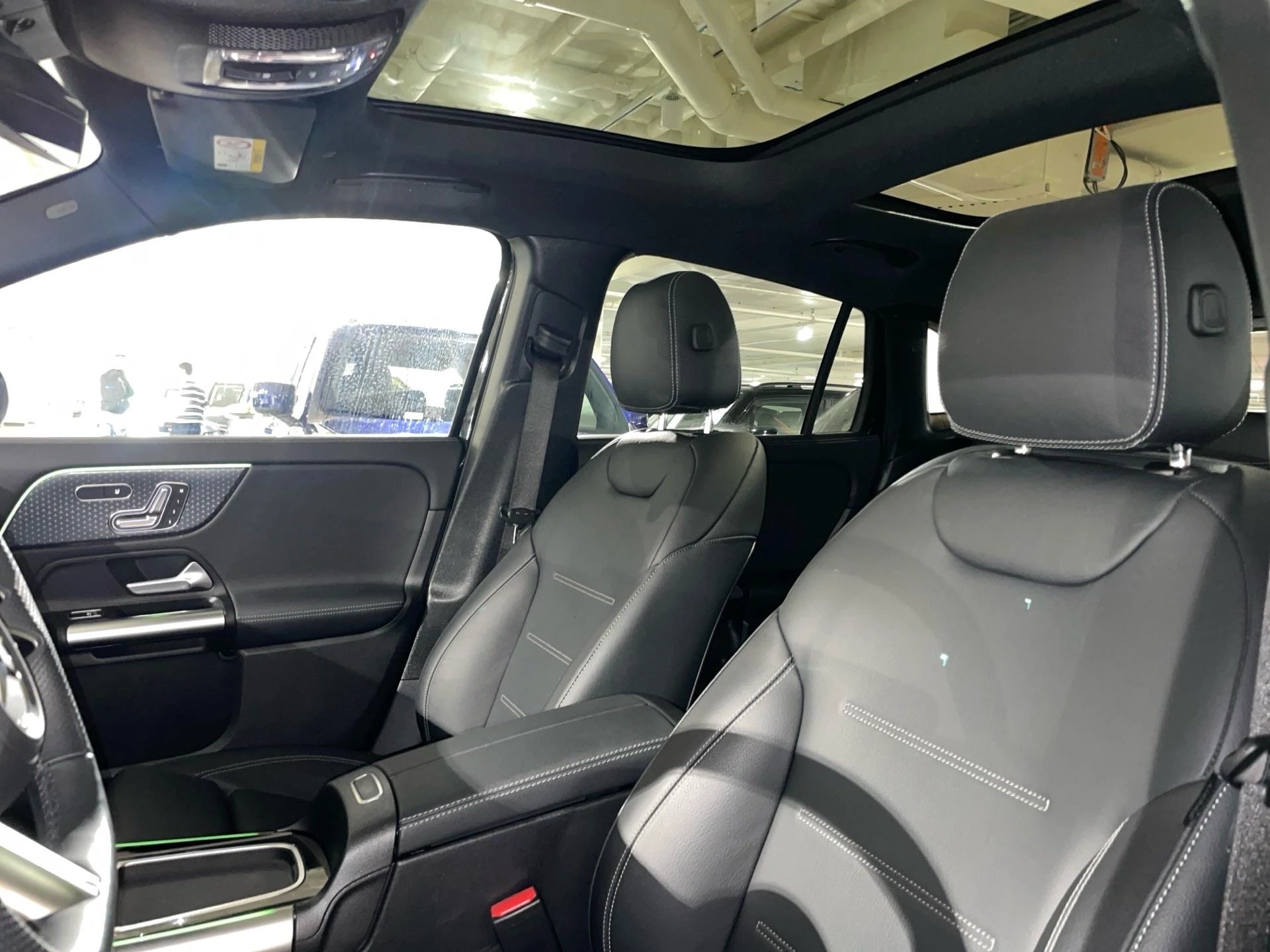 Mercedes-Benz-EQA-image-12