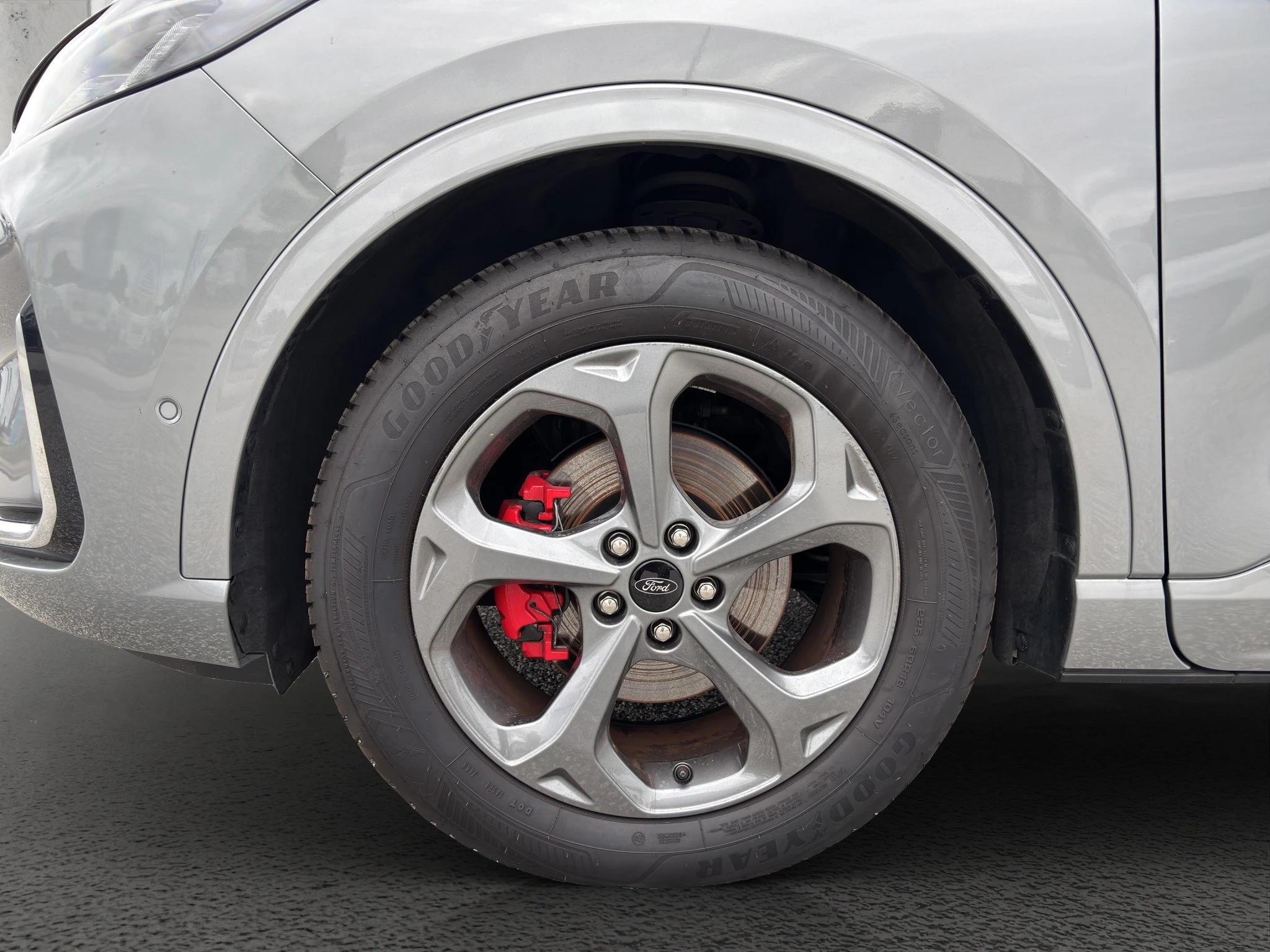 Ford Kuga ST-Line X Aut.*360GRAD*LED-MATRIX*NAVI*GRA*WINTER-PKT.