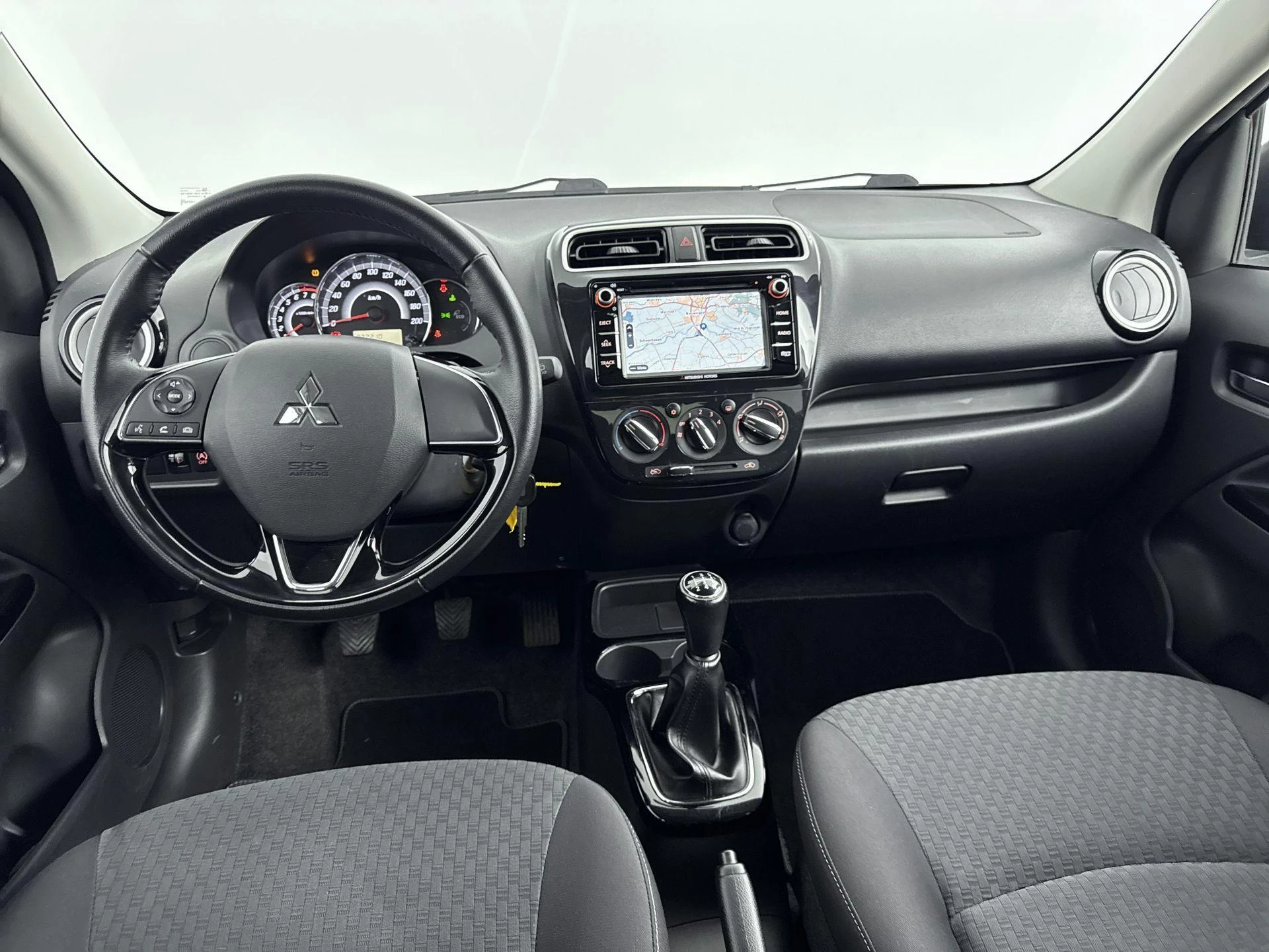 Mitsubishi-Space Star-image-19