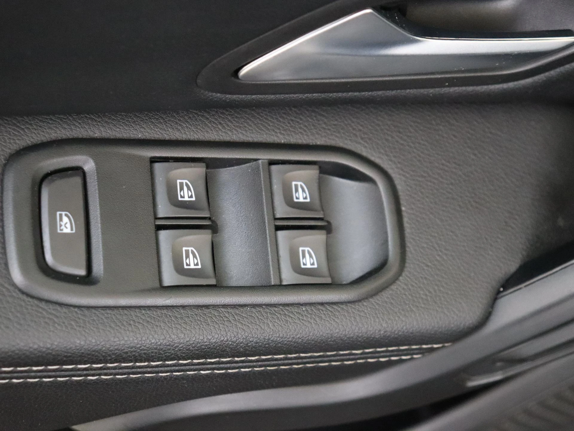 Dacia-Duster-image-23