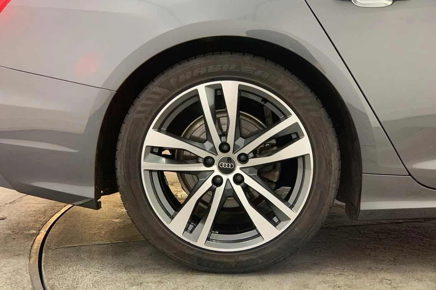 Audi-A6-image-4