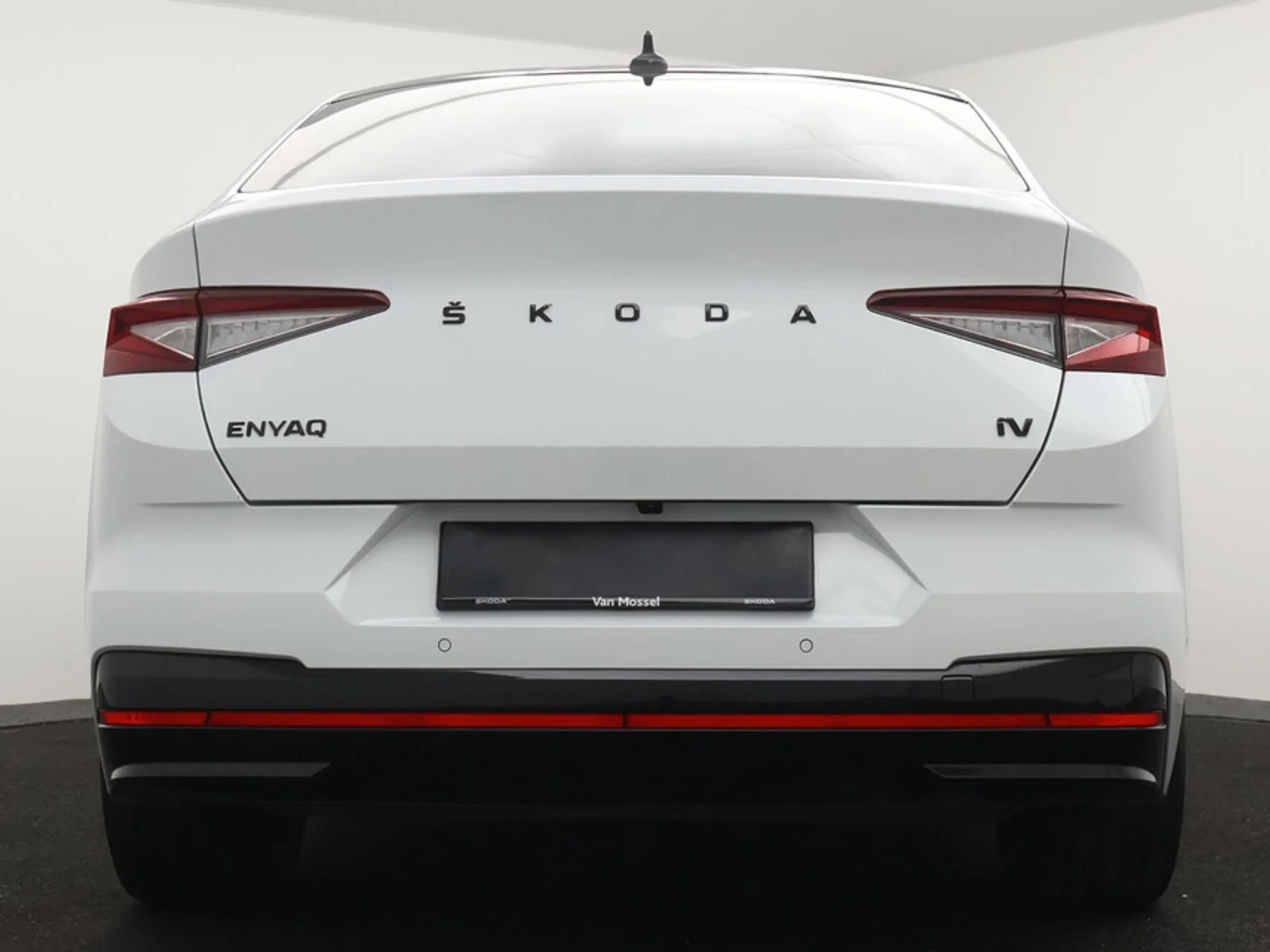 Škoda Enyaq Coupe RS Enyaq Coupe iV vRS 82kWh 299PK 4x4 *AUTOMAAT*SPORTZETELS*LEDER*PANODAK*CAMERA*PDC*CRUISE*KEYLESS*...