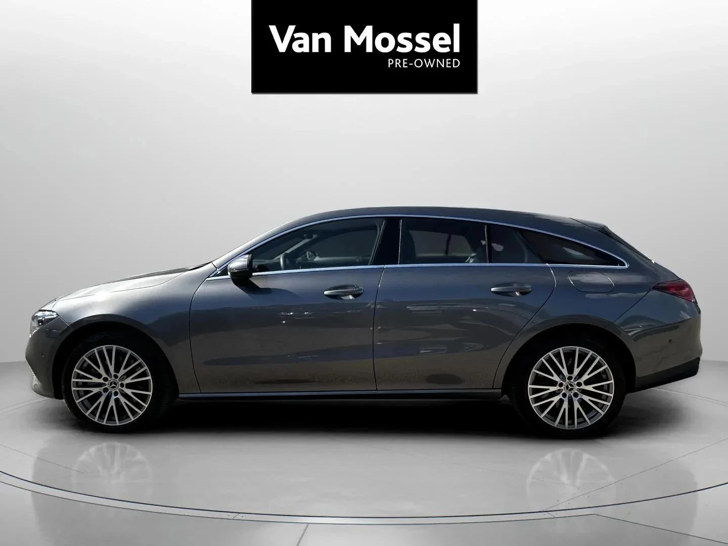 Mercedes-Benz-CLA-image-7