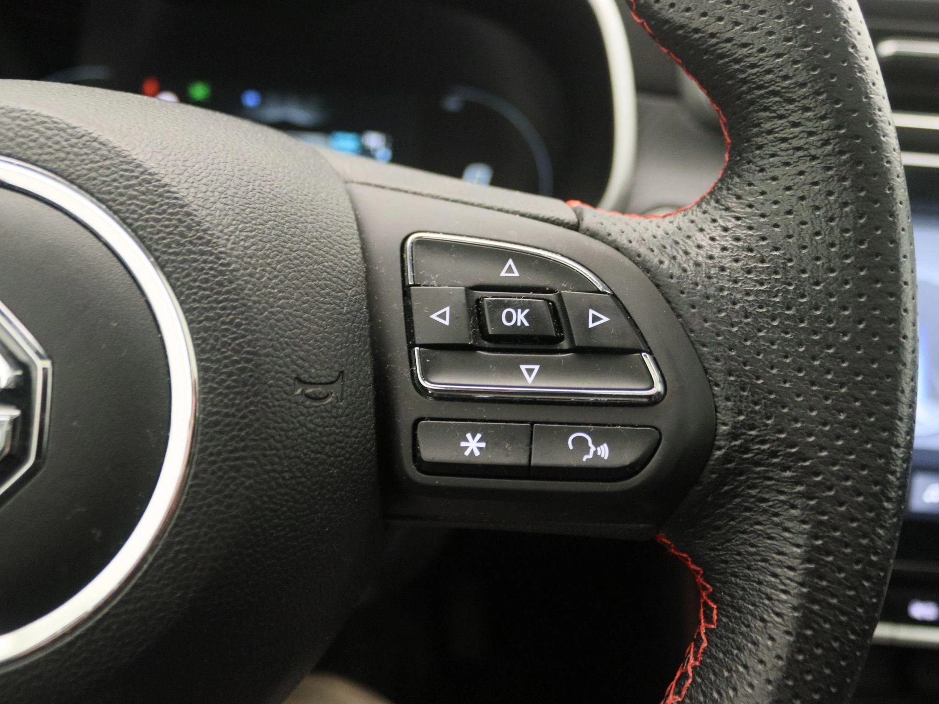 MG-ZS EV-image-17