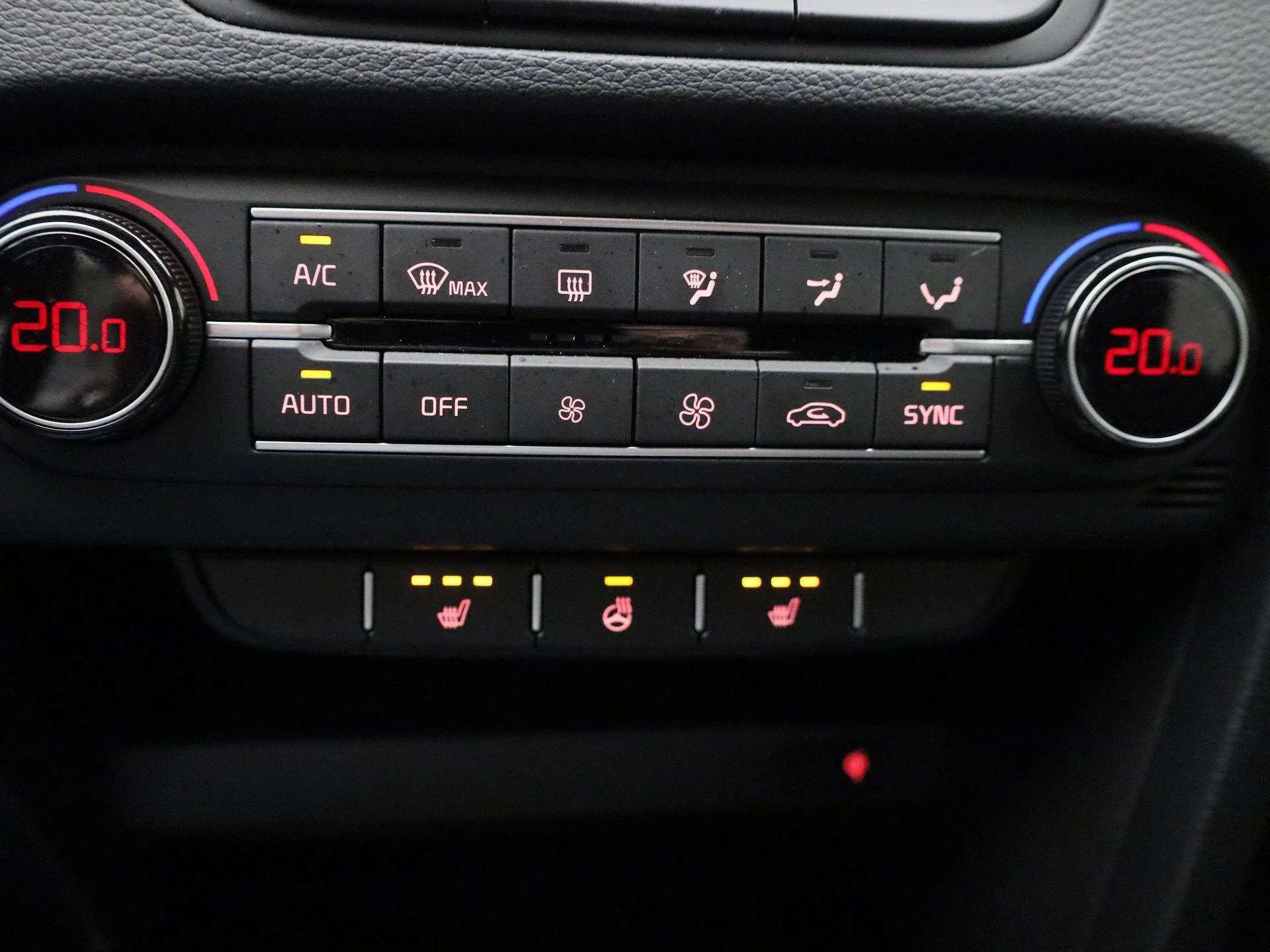 Kia-Ceed Sportswagon-image-21