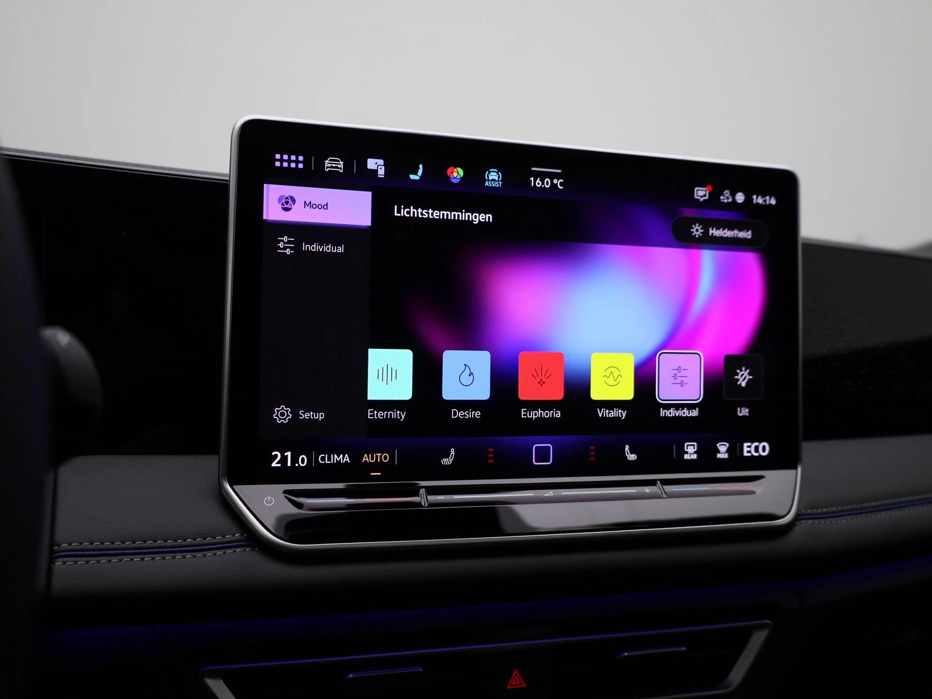 Volkswagen-Tiguan-image-34