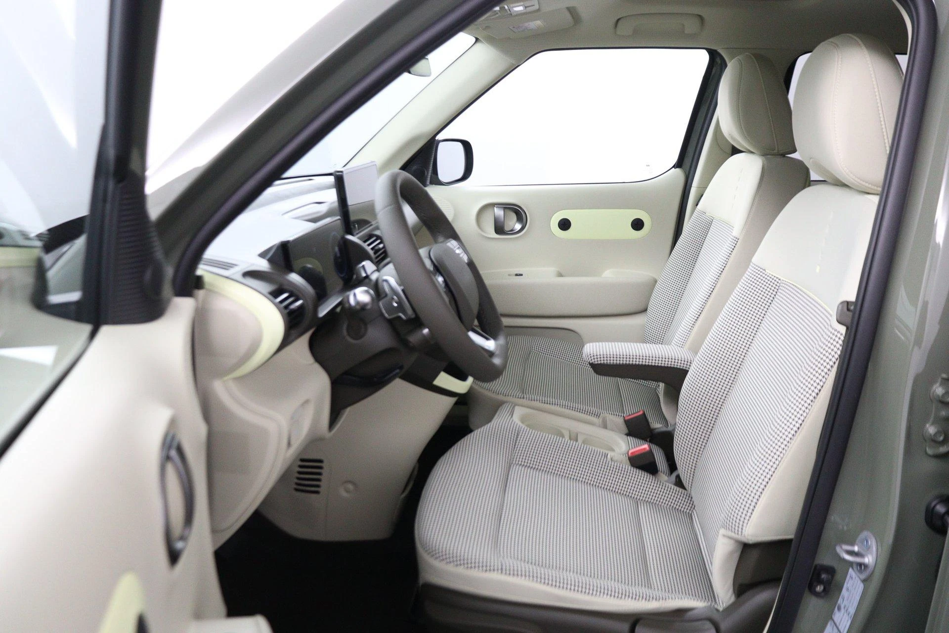Hyundai-Inster-image-13