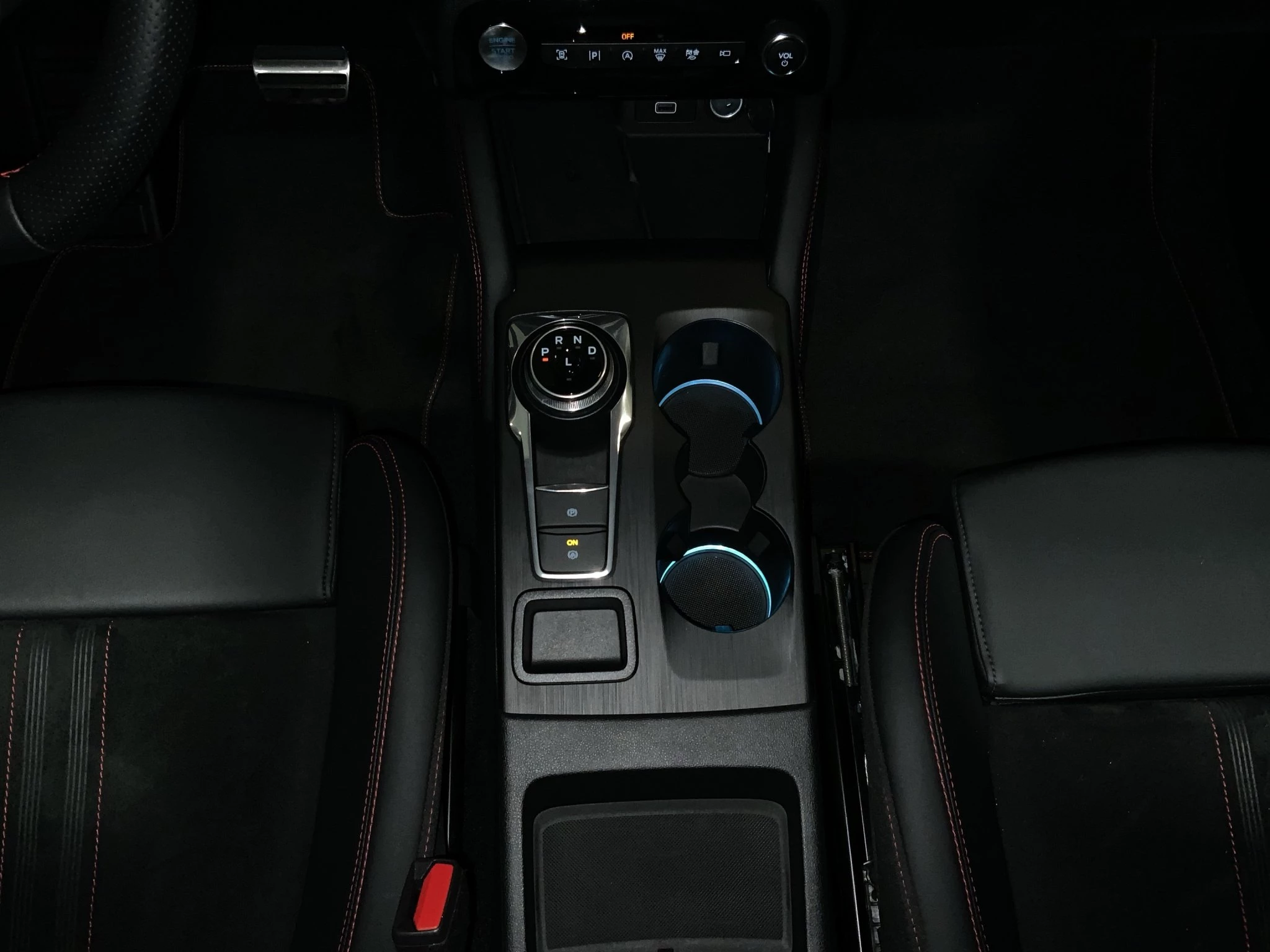 Ford Kuga ST-Line X Aut.*360GRAD*LED-MATRIX*NAVI*GRA*WINTER-PKT.