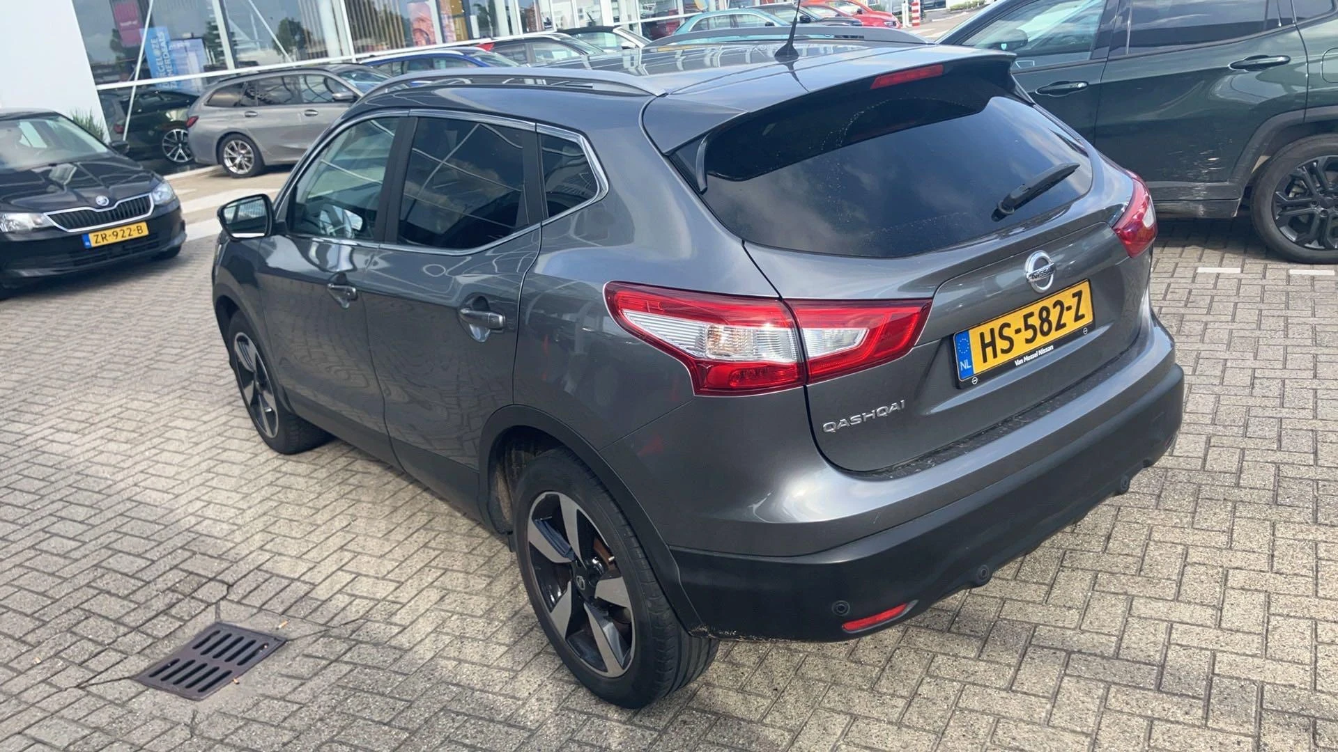 Nissan-QASHQAI-image-1
