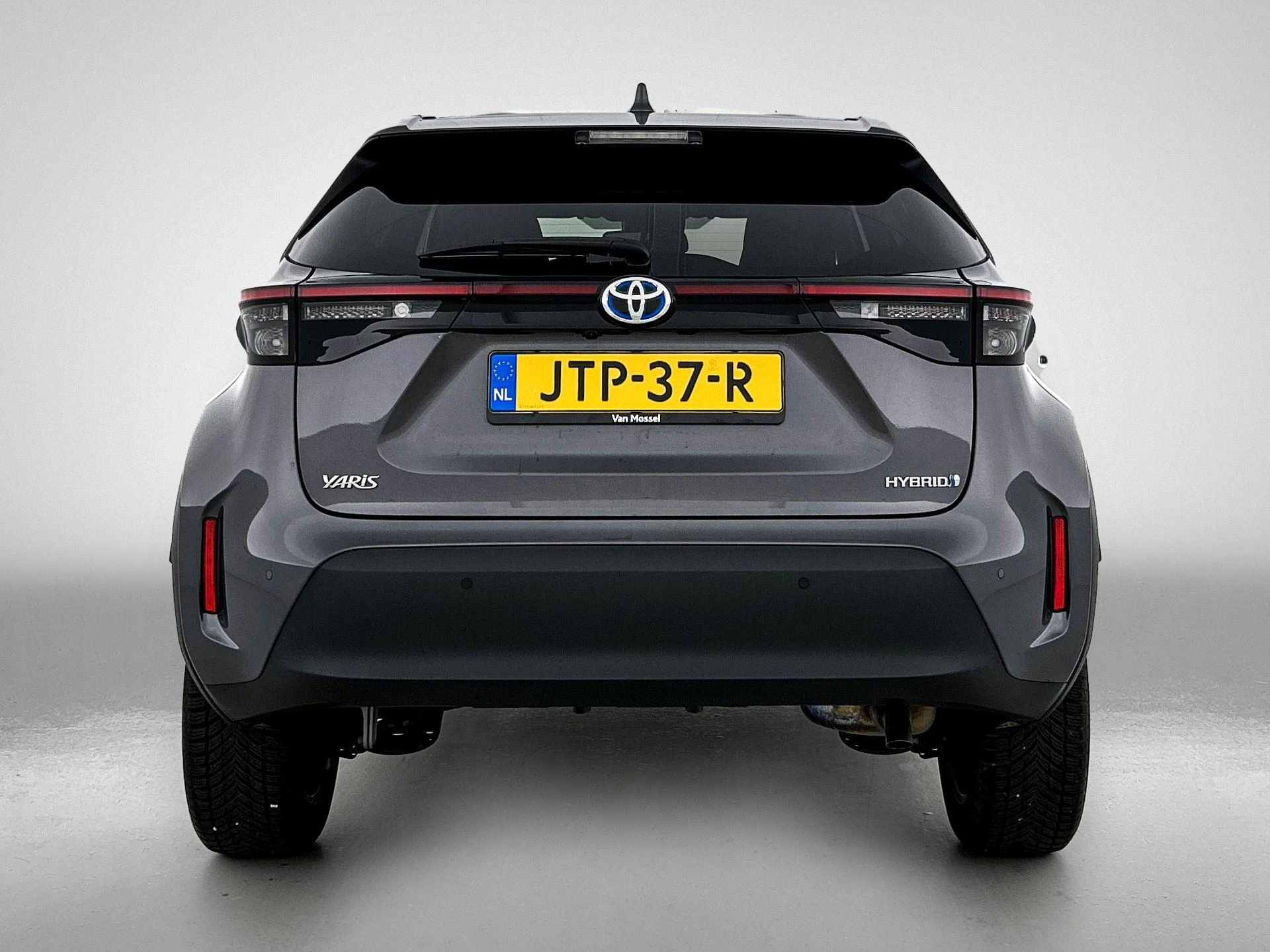 Toyota-Yaris Cross-image-2