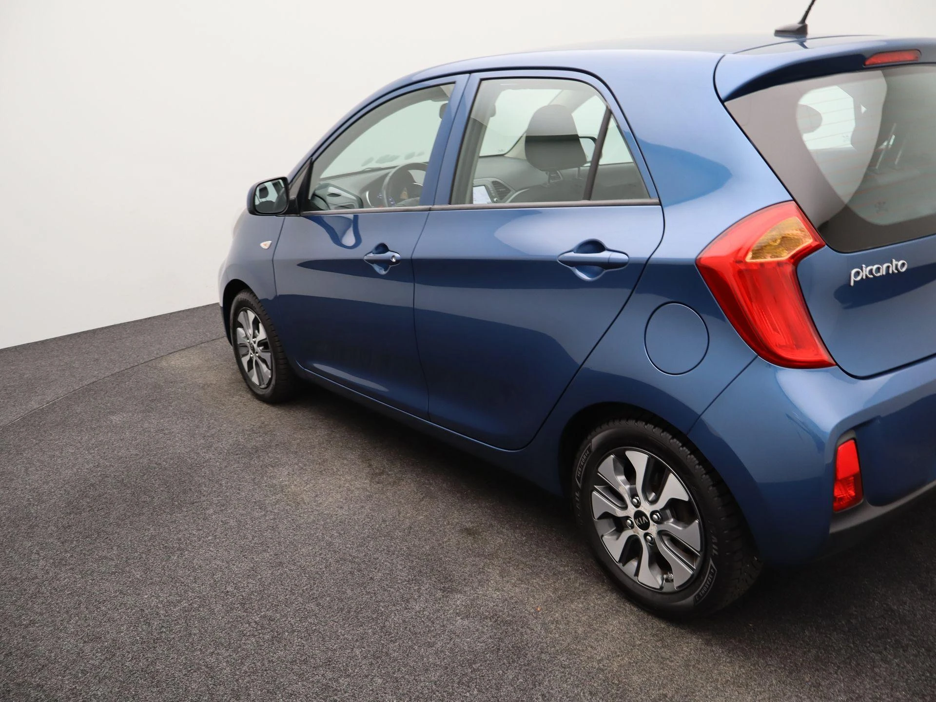 Kia-Picanto-image-30