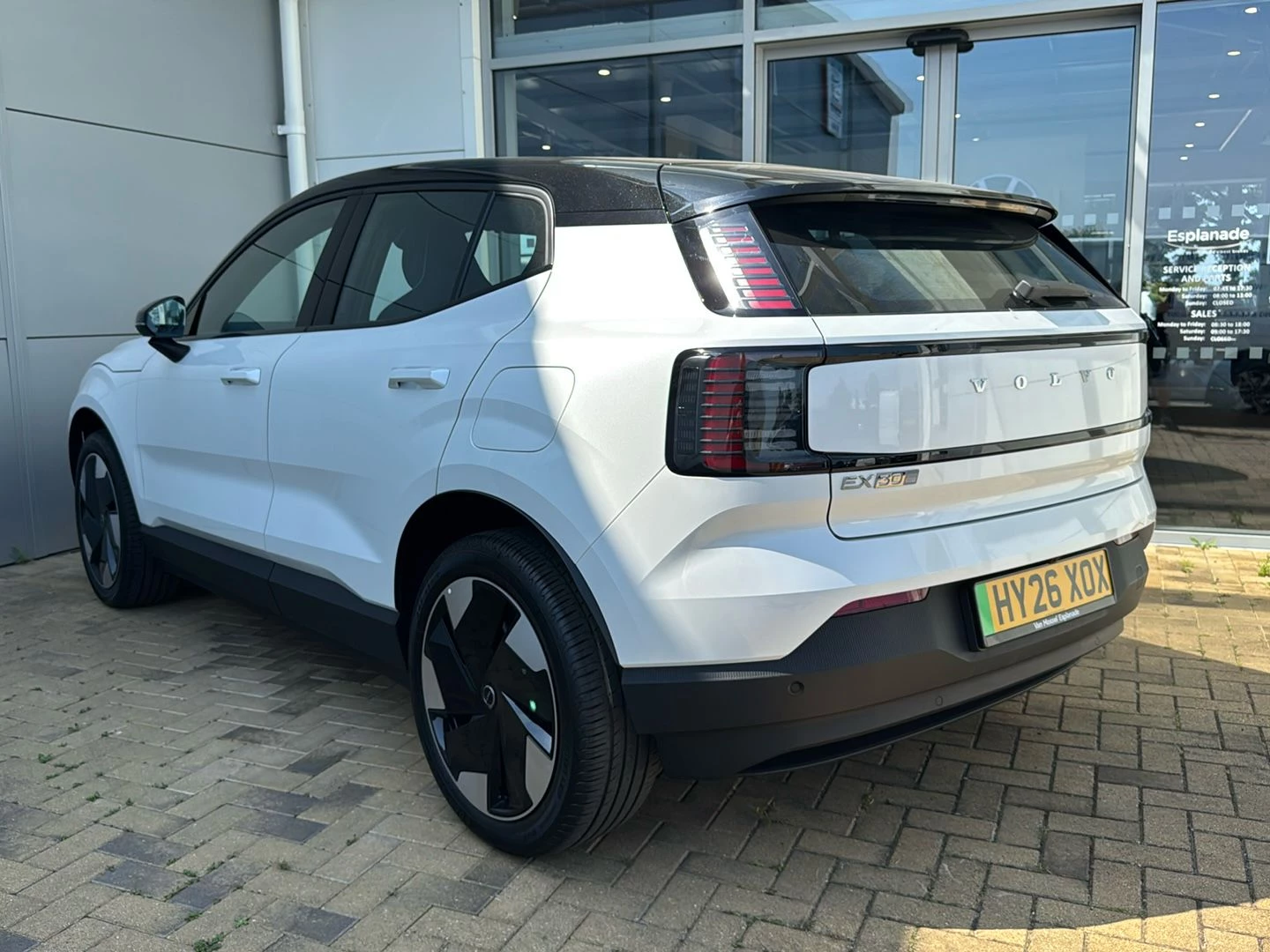 Volvo EX30 200kW SM Extended Range Plus 69kWh 5dr Auto