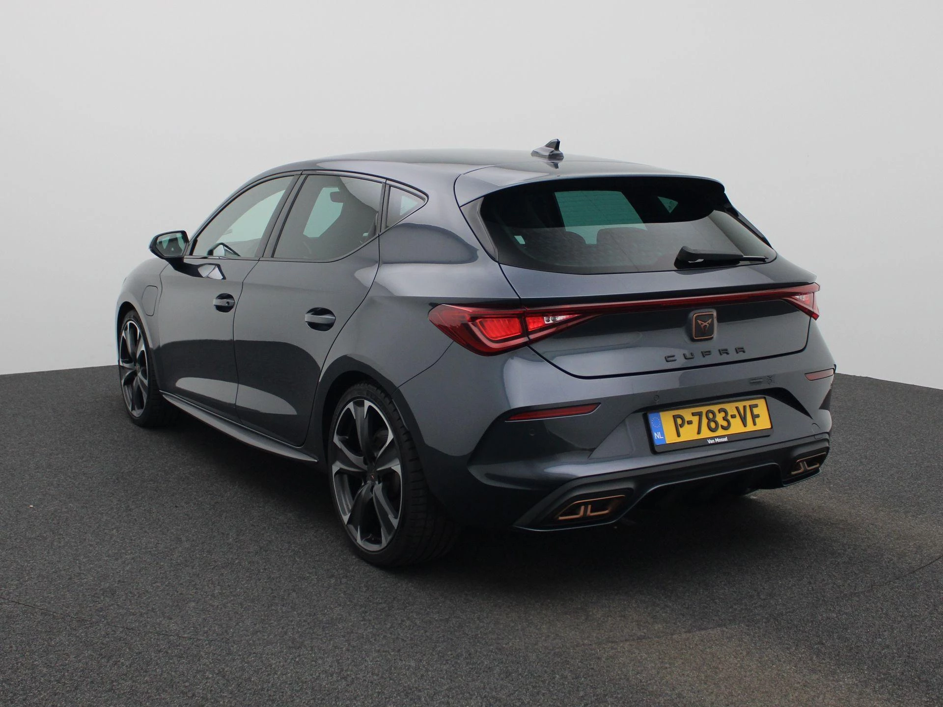 CUPRA Leon 1.4 e-Hybrid VZ Business