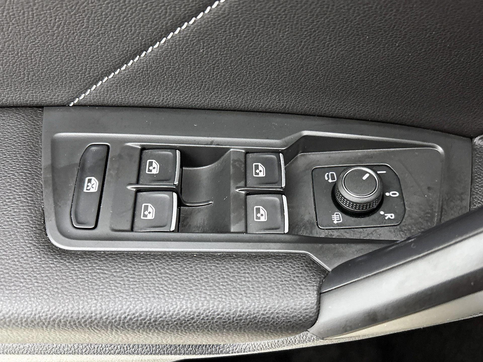Volkswagen-Tiguan Allspace-image-39