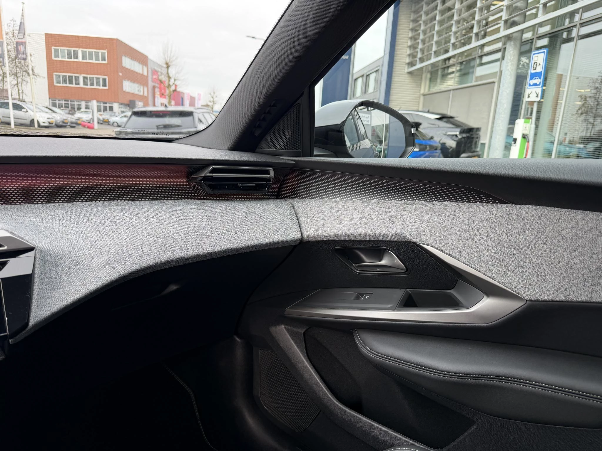 Peugeot-3008-image-28