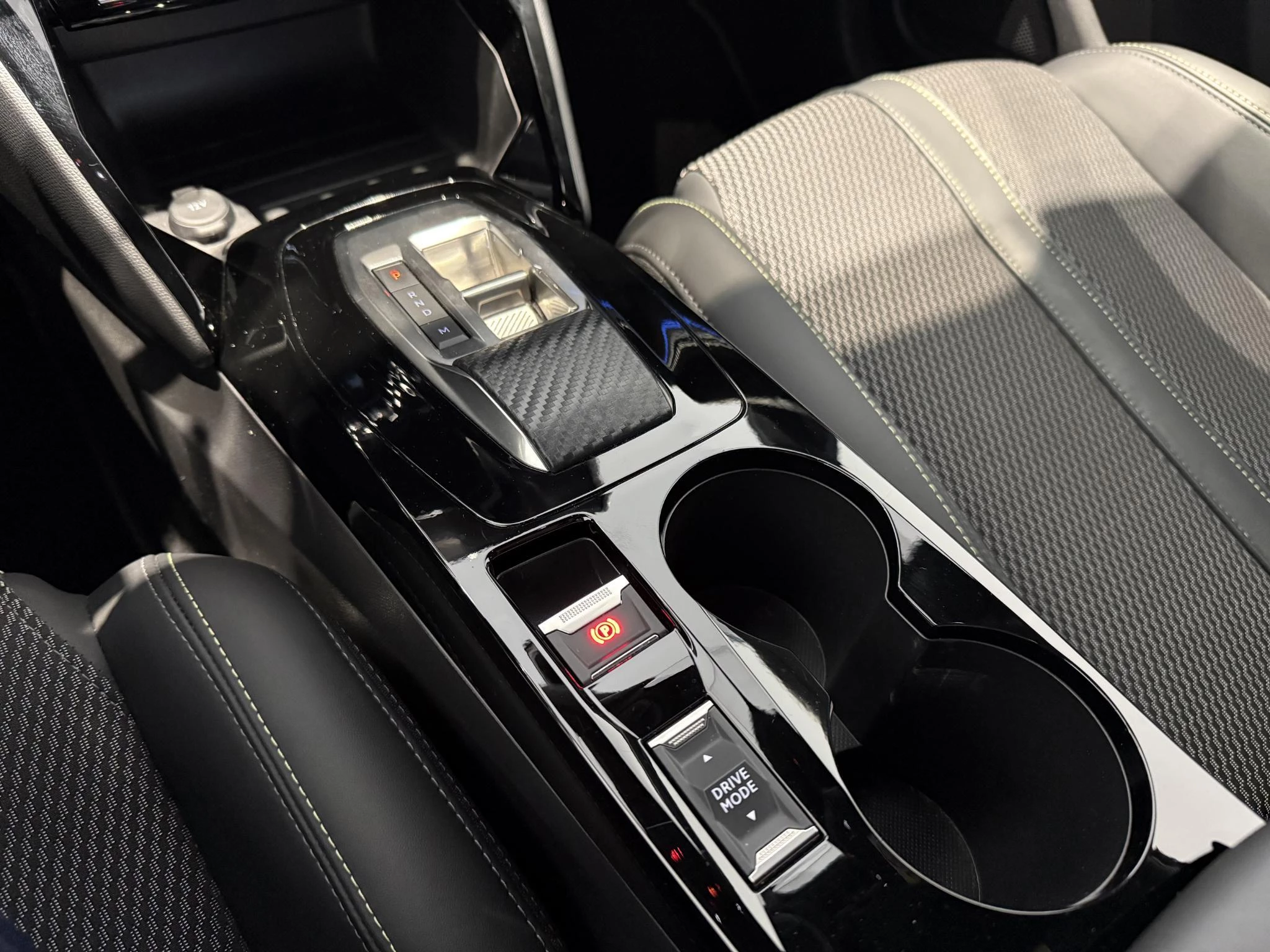 Peugeot-208-image-16