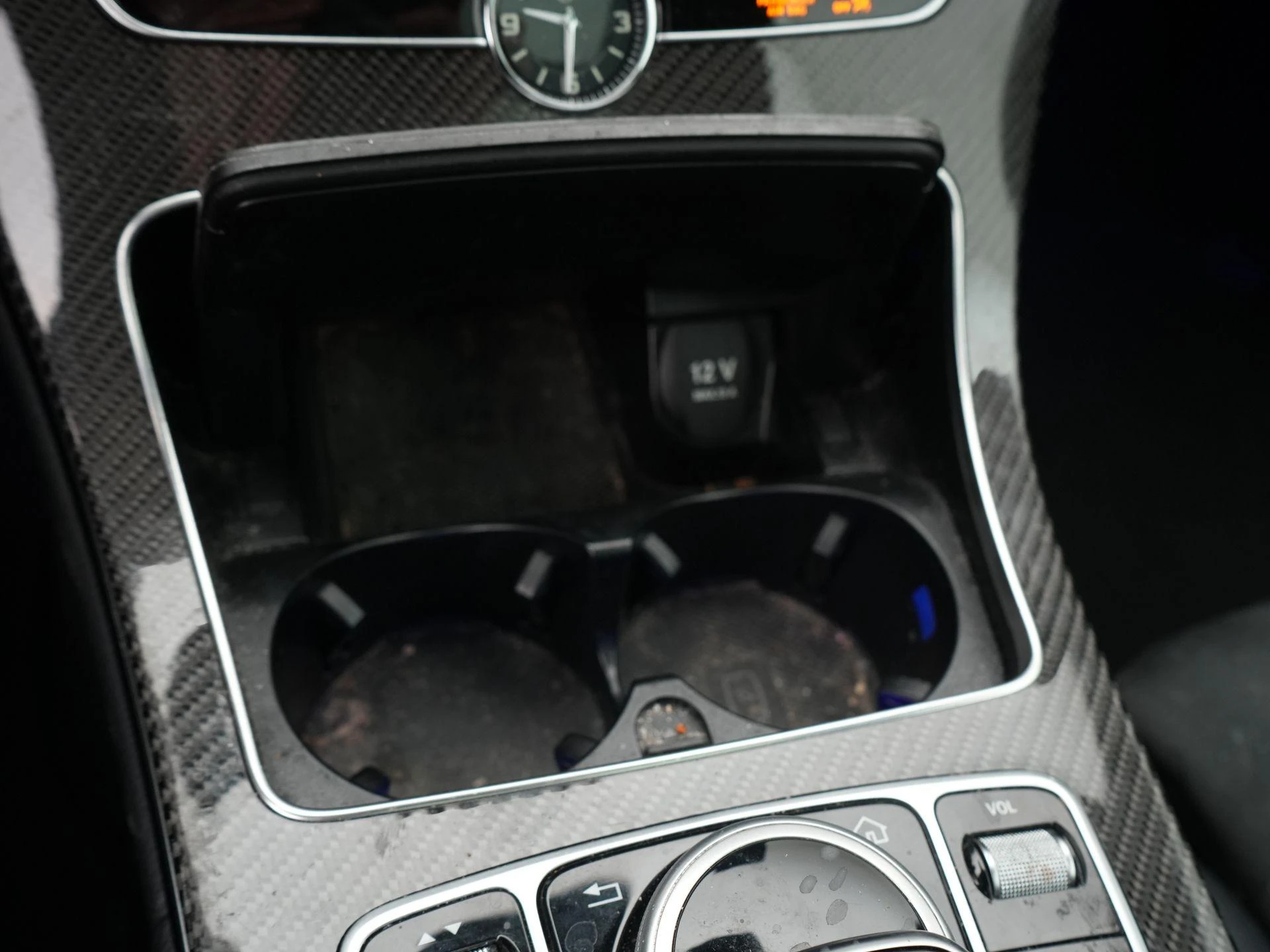 Mercedes-Benz-C-Klasse-image-24